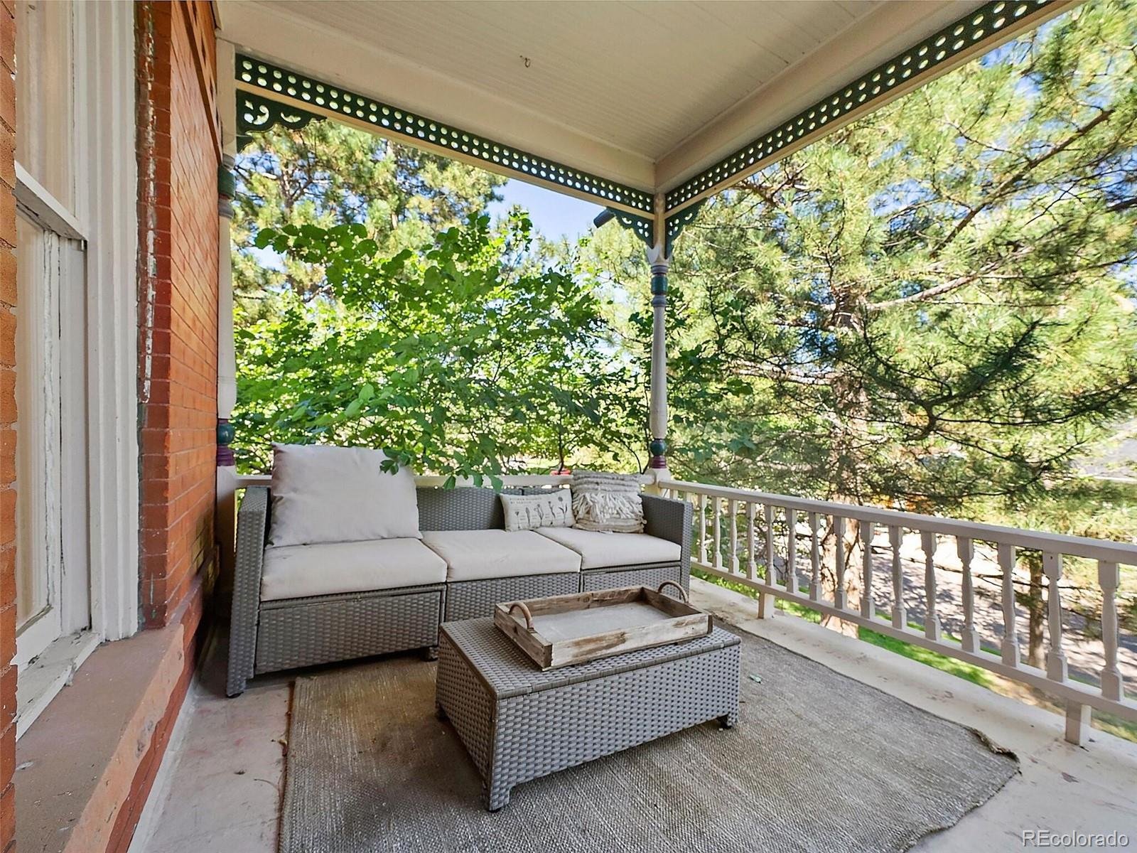 238 E Florida Avenue