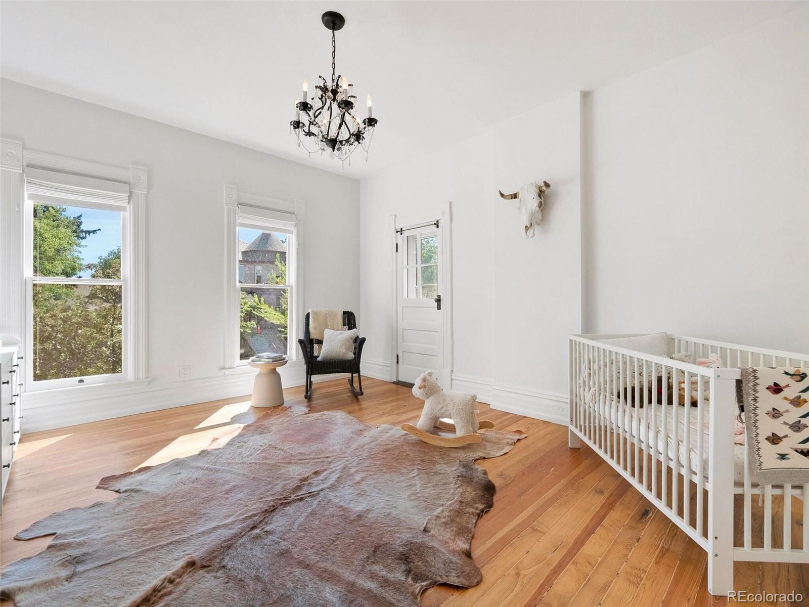 238 E Florida Avenue