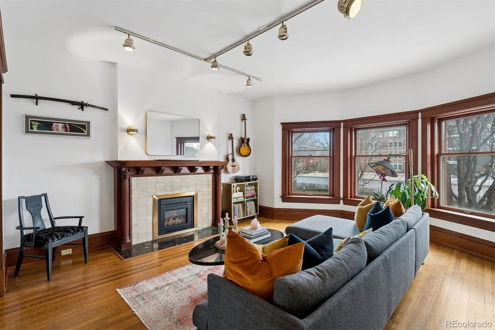 836 E 17th Avenue Unit: 2E