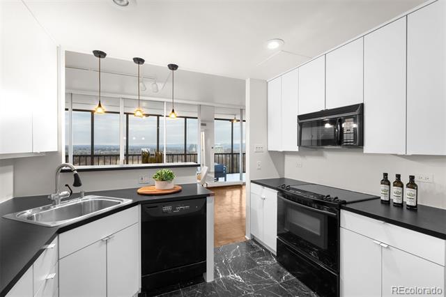 1201 N Williams Street Unit: 16A