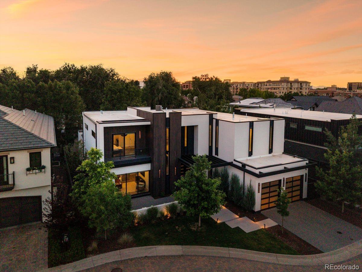 2821 E Cedar Avenue Unit: 17
