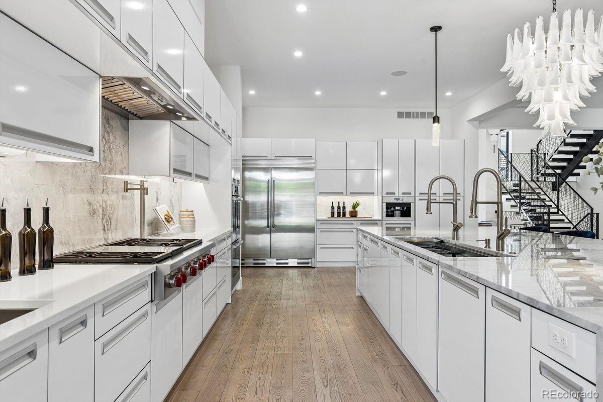 2821 E Cedar Avenue Unit: 17