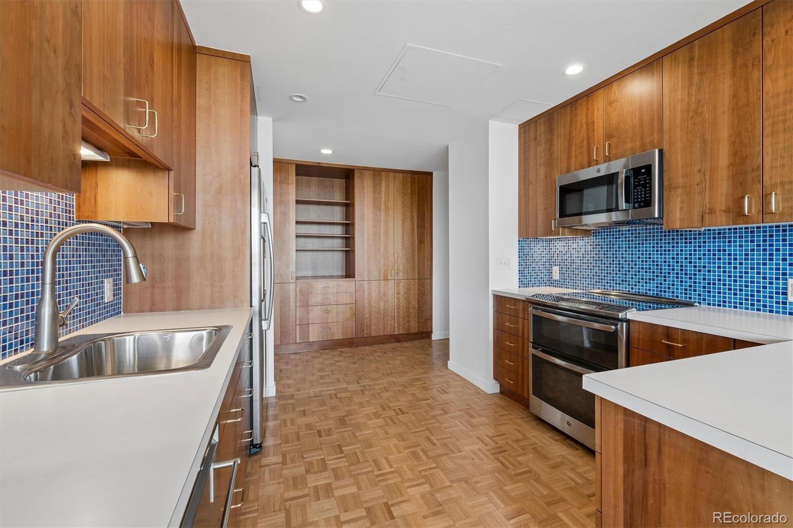 1201 N Williams Street Unit: 3C
