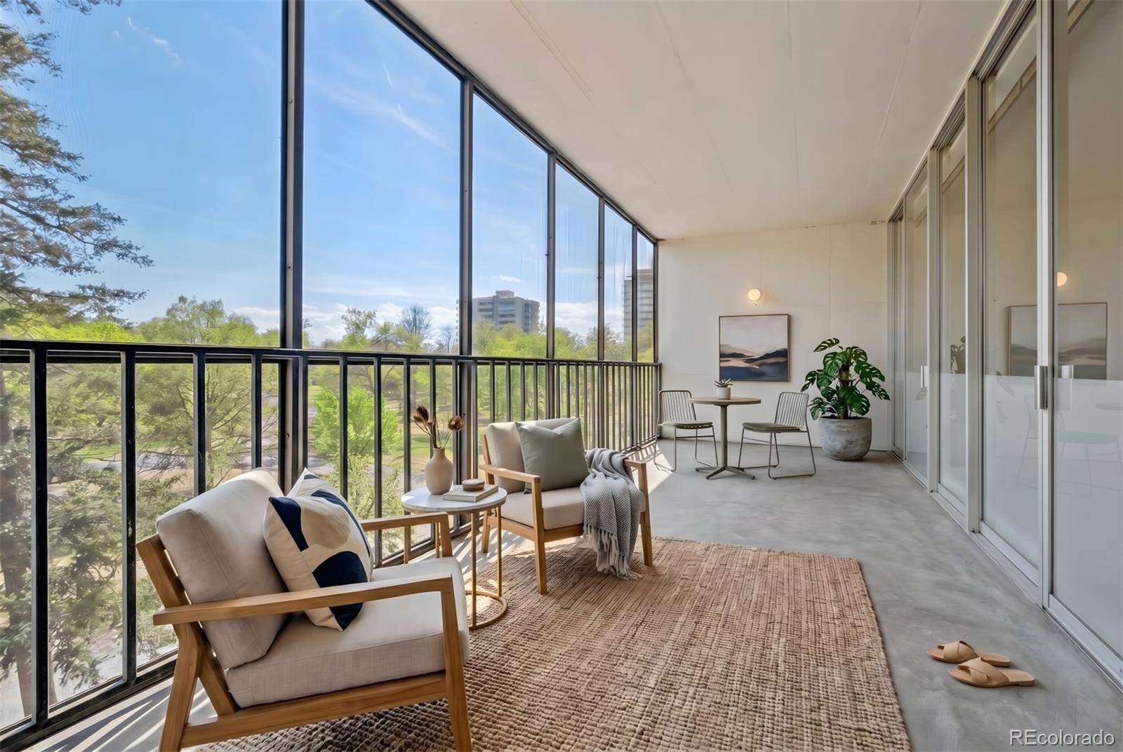 1201 N Williams Street Unit: 3C