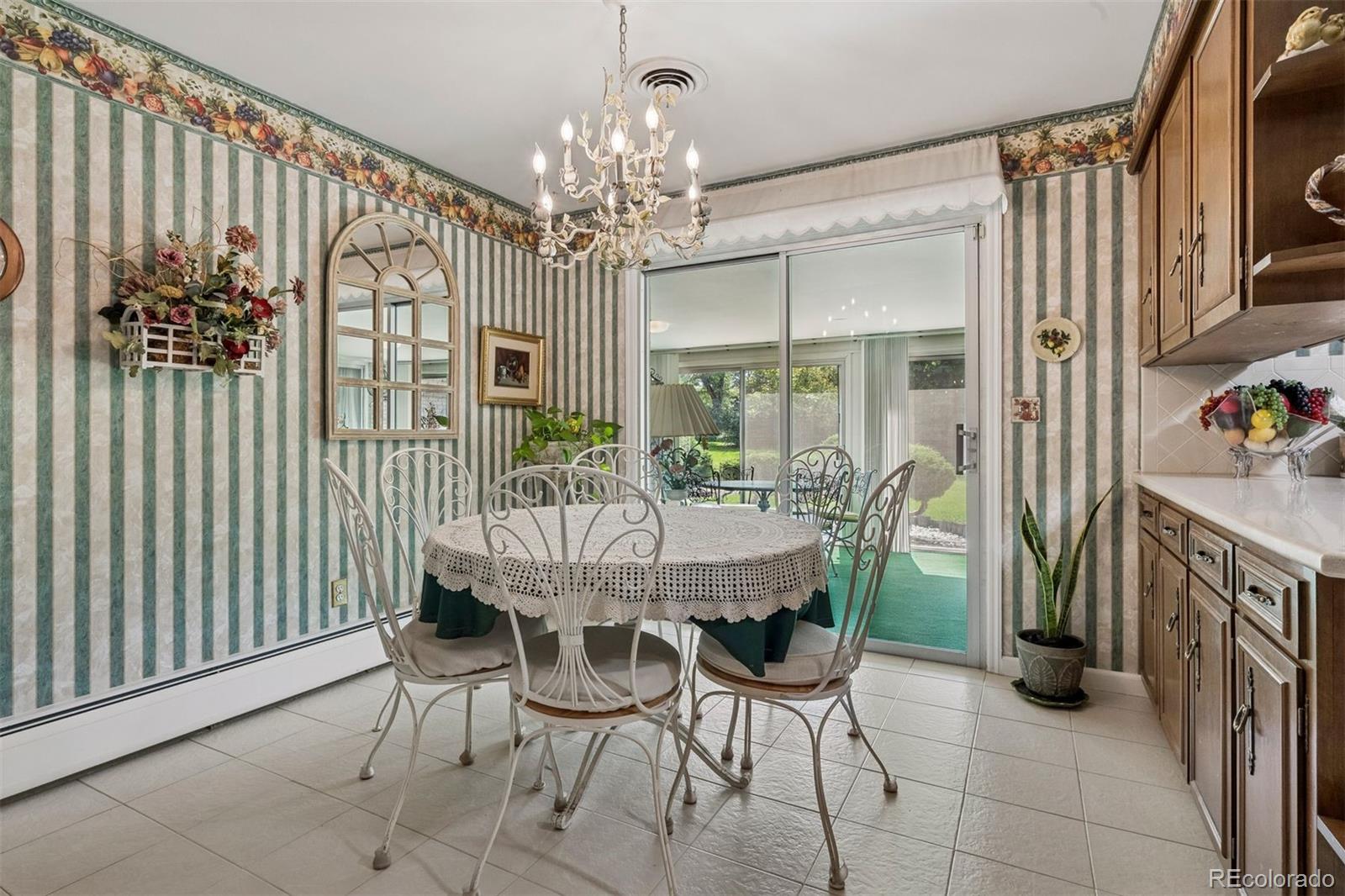 4290 Honey Locust Drive