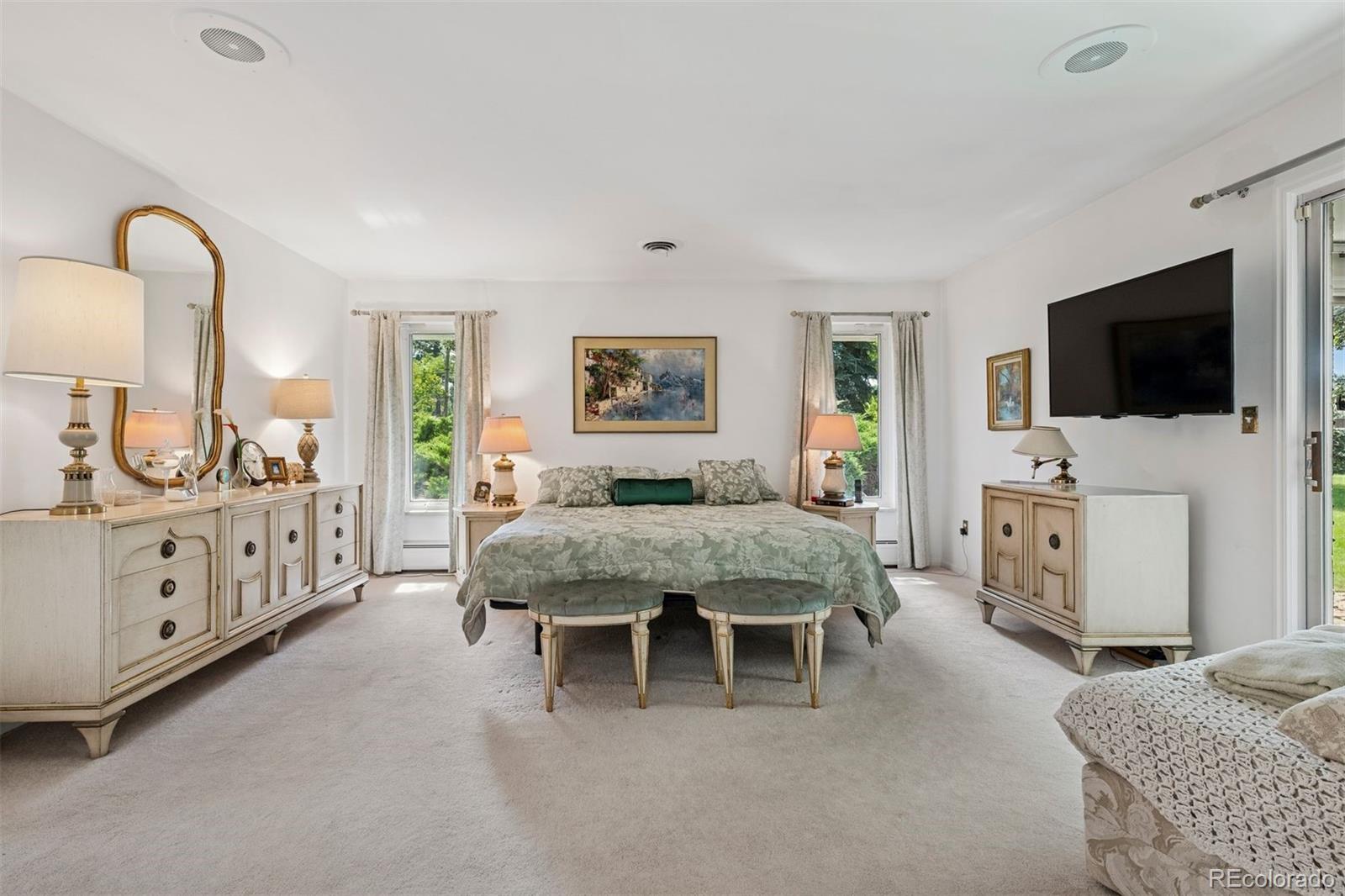 4290 Honey Locust Drive