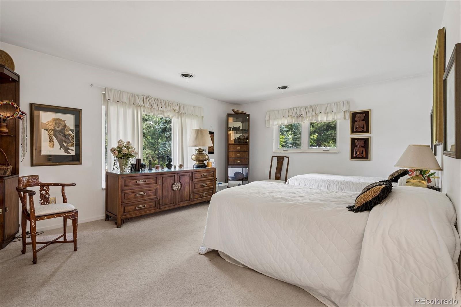4290 Honey Locust Drive