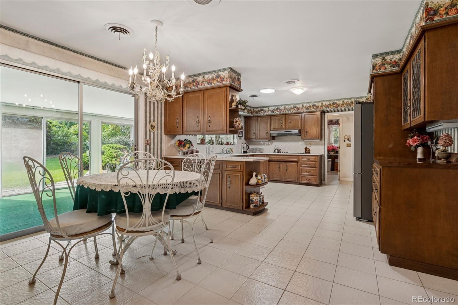 4290 Honey Locust Drive