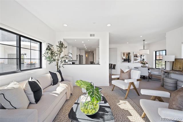 345 Fillmore Street Unit: 305