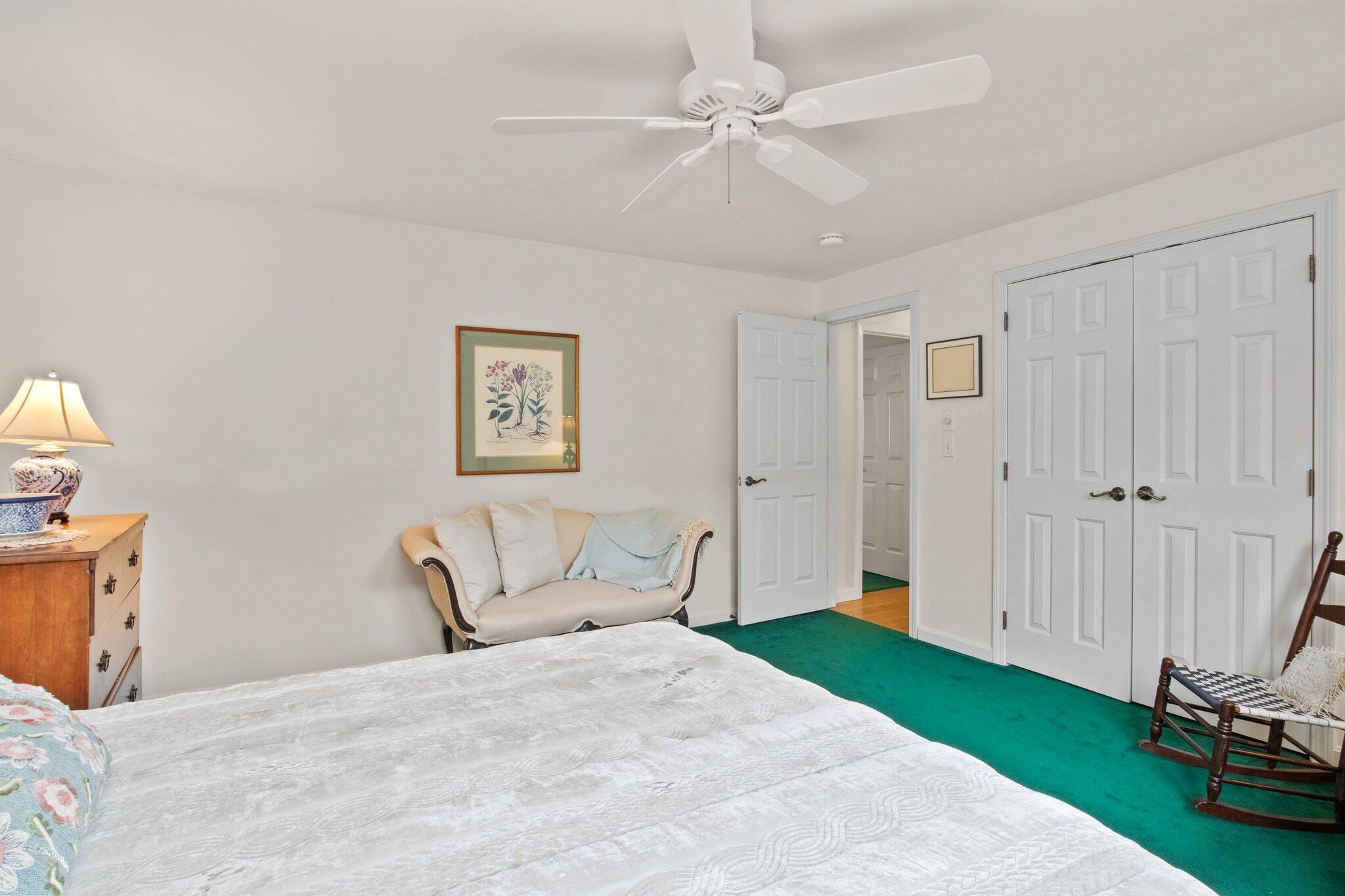 216 N Falmouth Highway