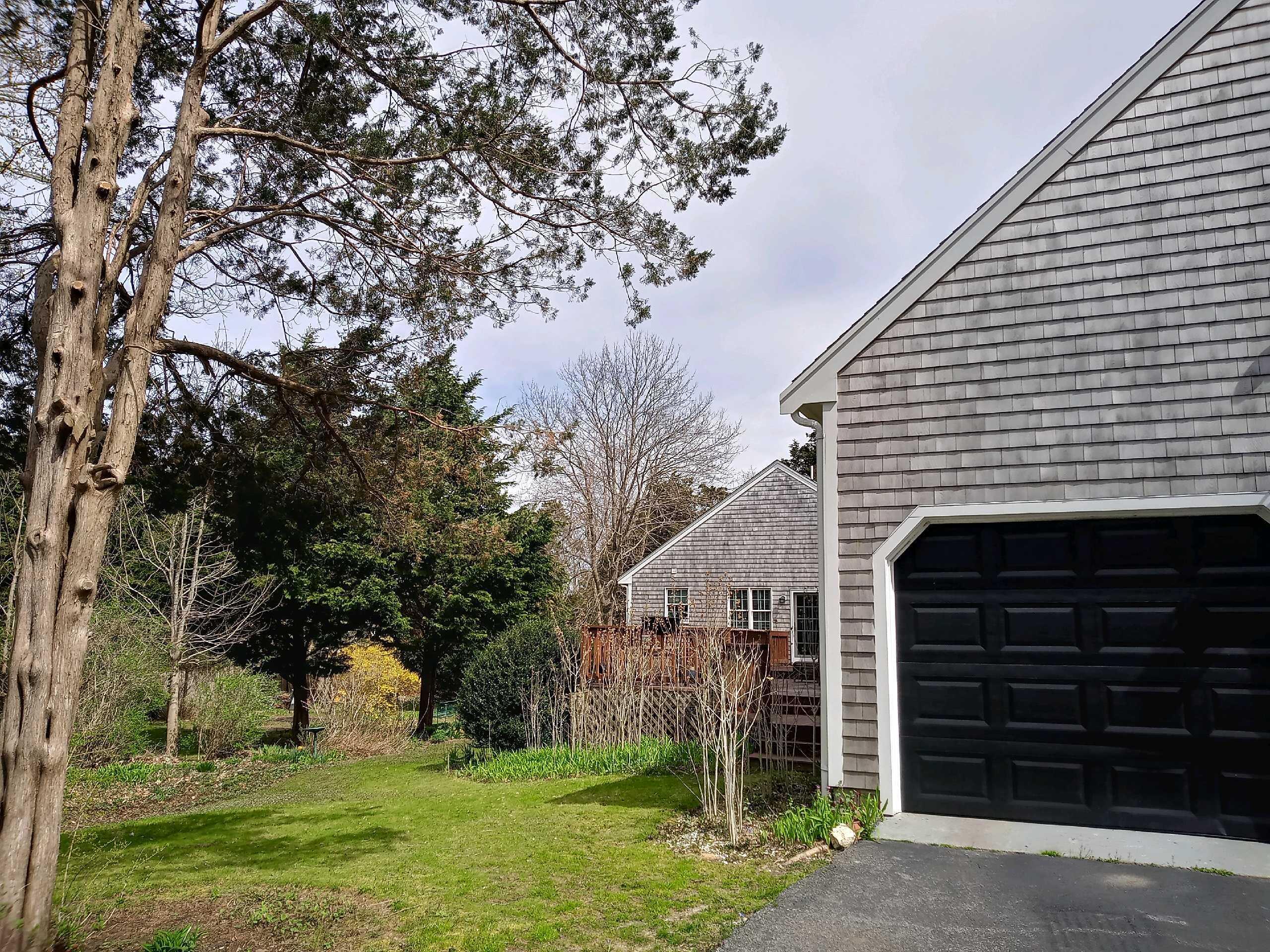 216 N Falmouth Highway