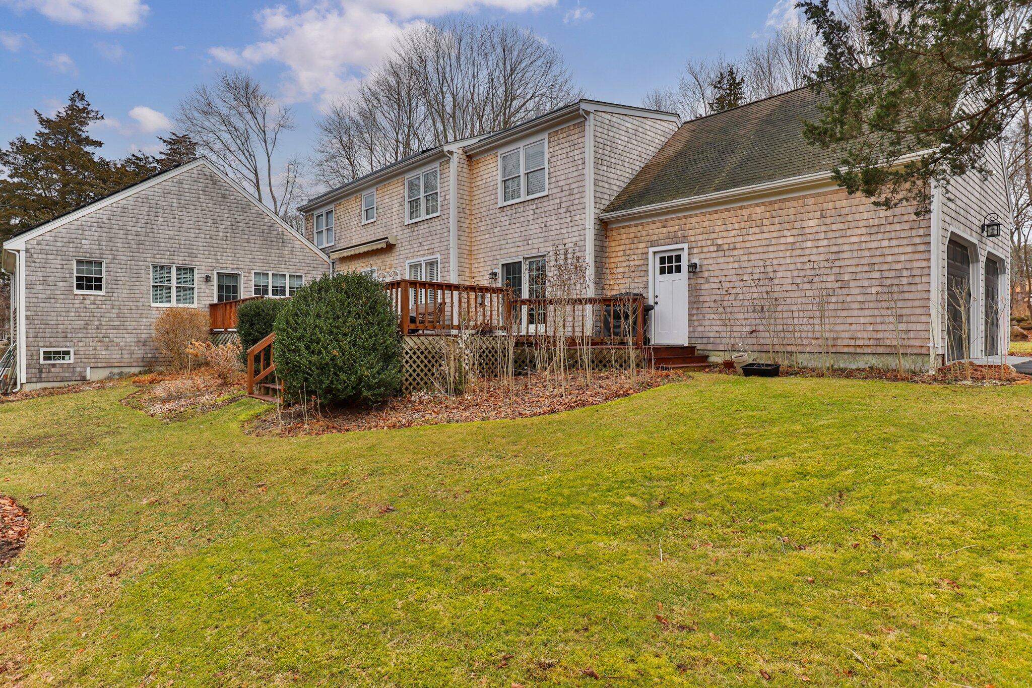 216 N Falmouth Highway