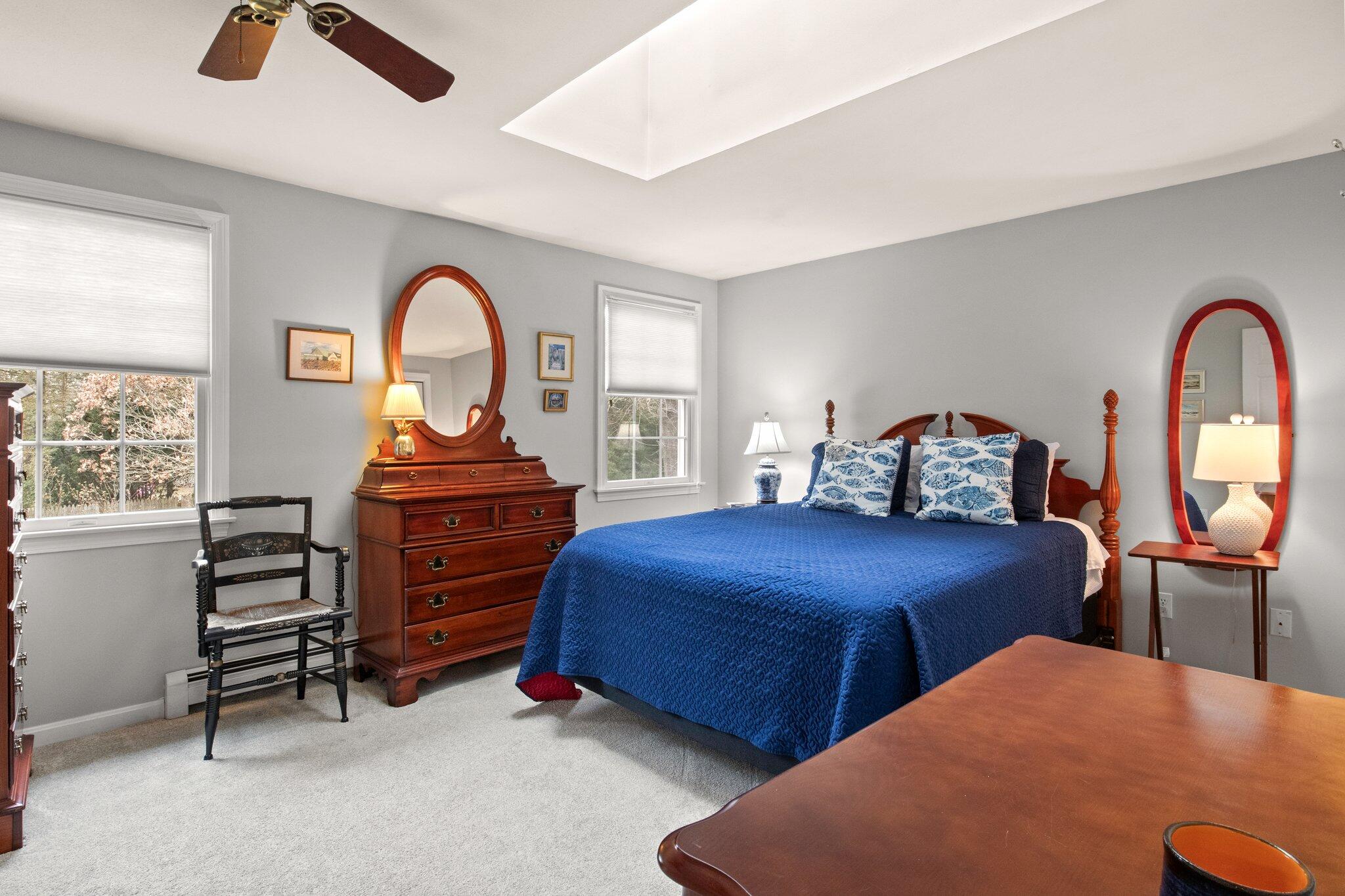 216 N Falmouth Highway