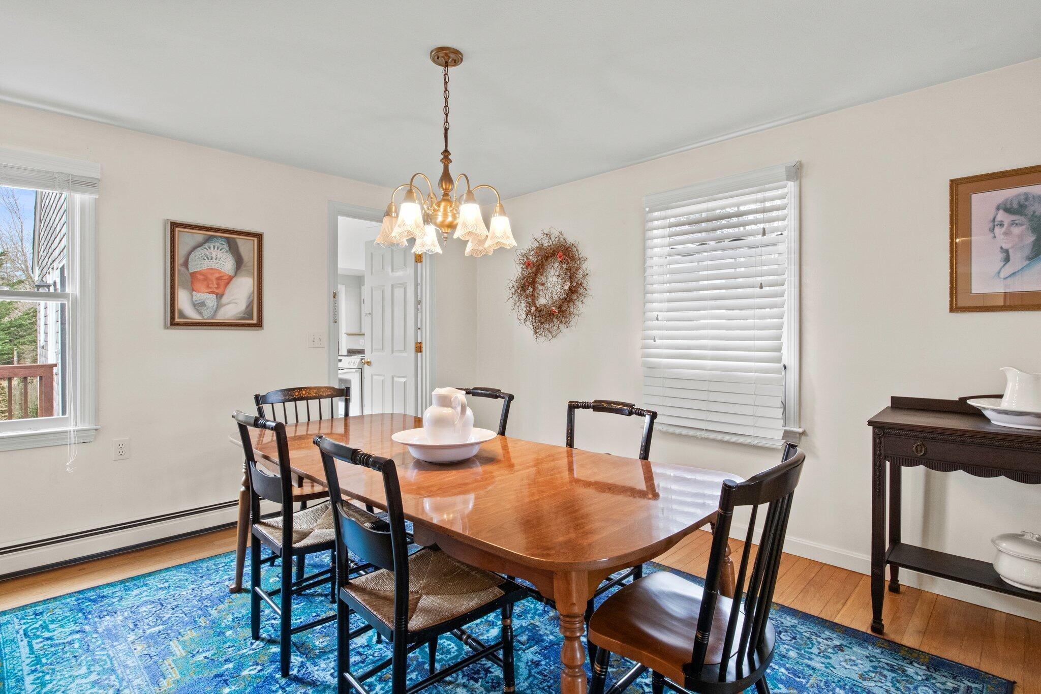 216 N Falmouth Highway