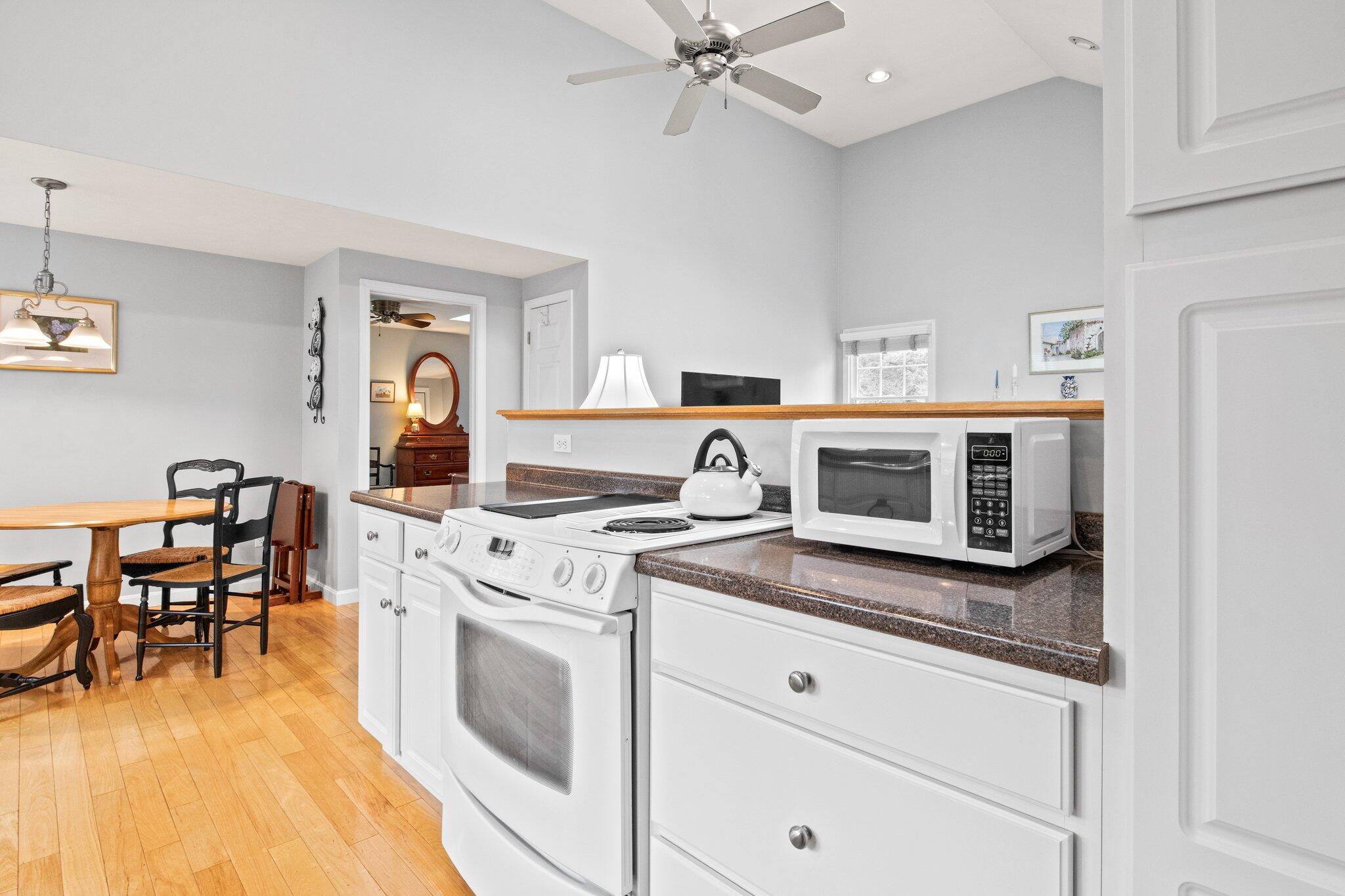 216 N Falmouth Highway