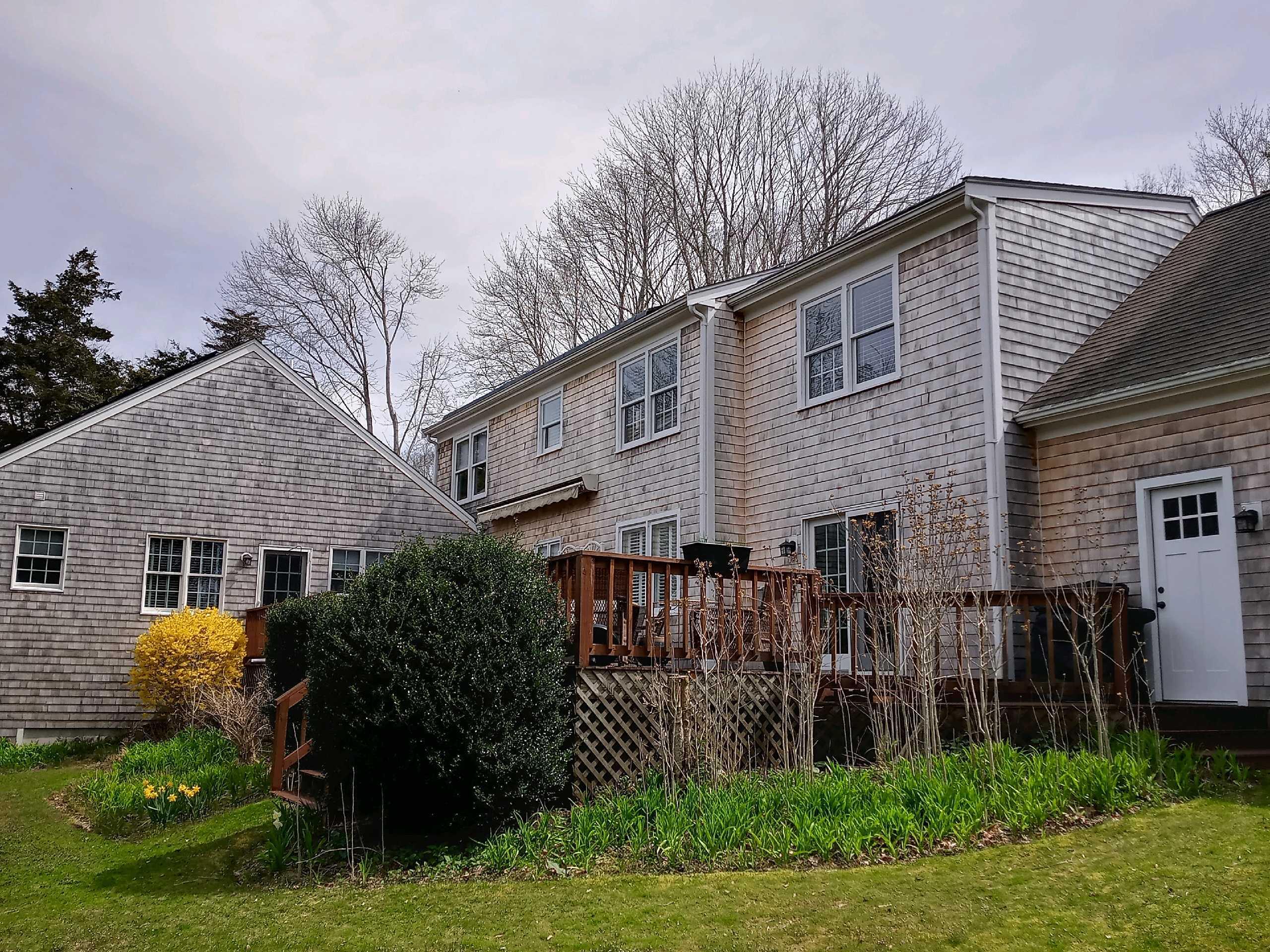216 N Falmouth Highway