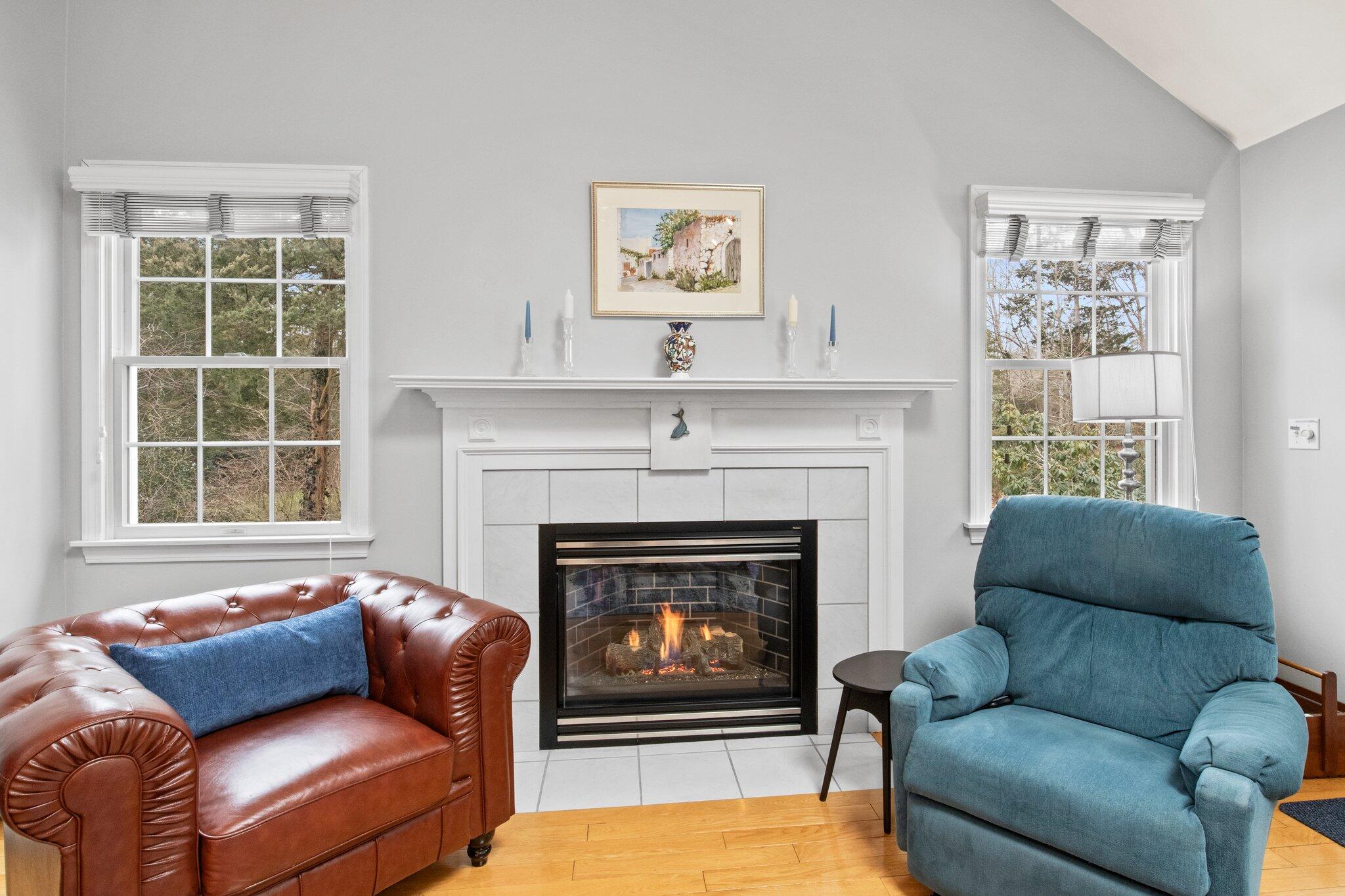 216 N Falmouth Highway