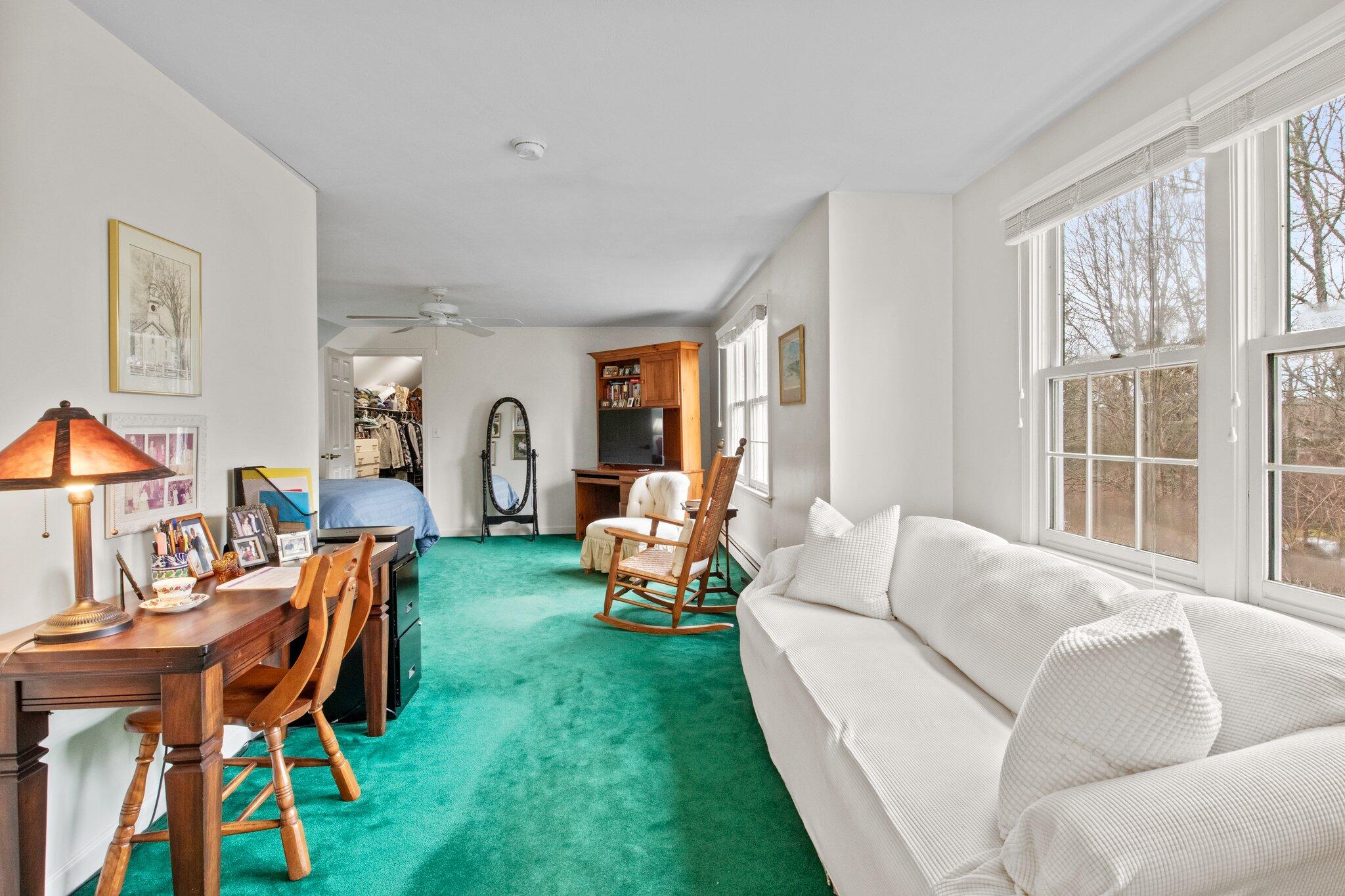 216 N Falmouth Highway