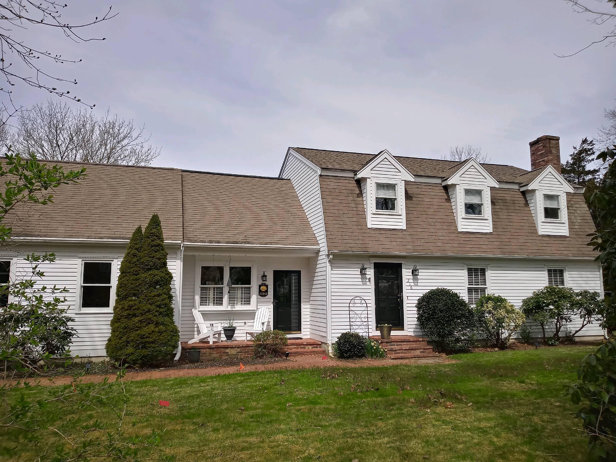 216 N Falmouth Highway