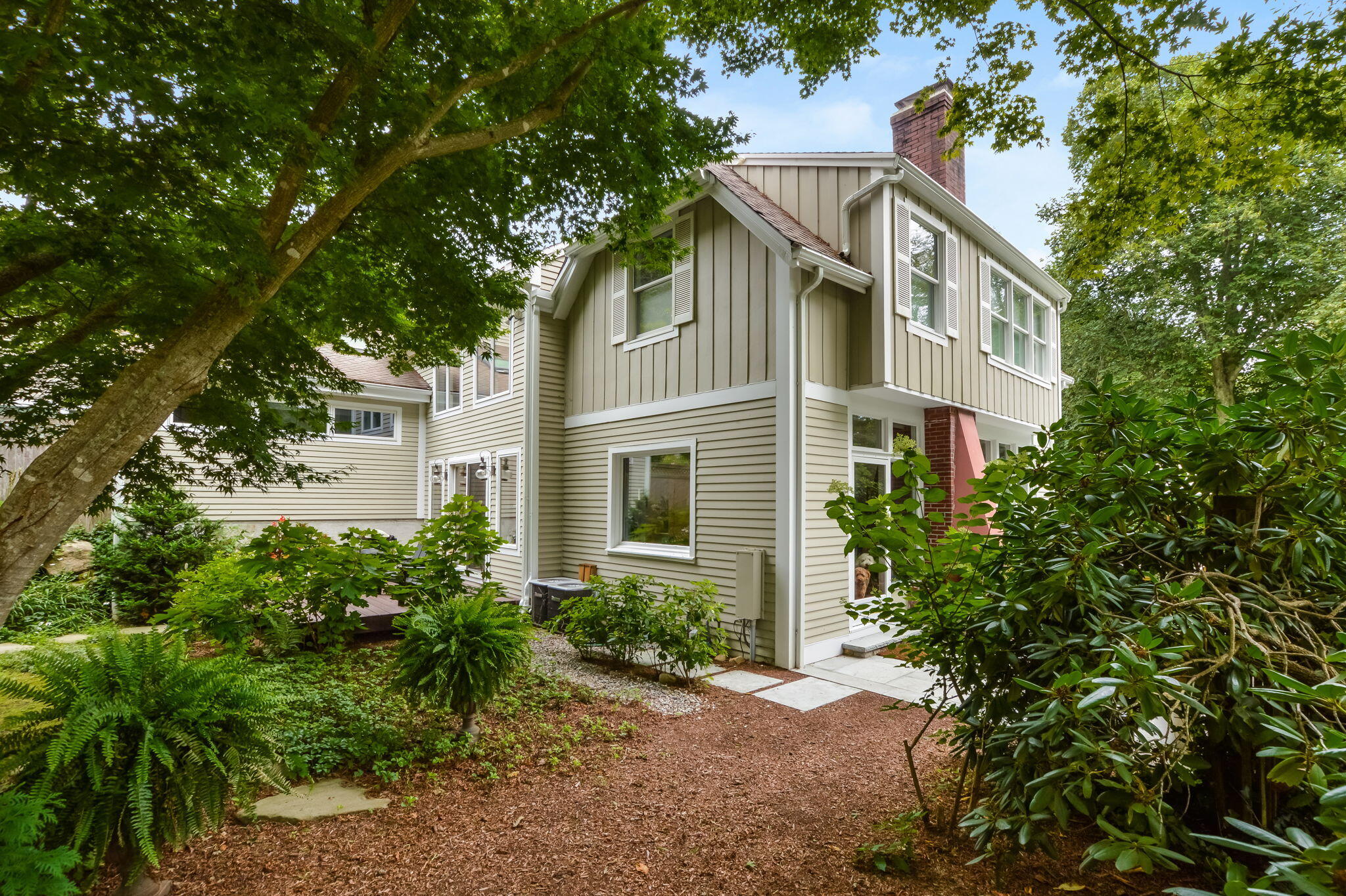 45 Highfield Drive # 1U