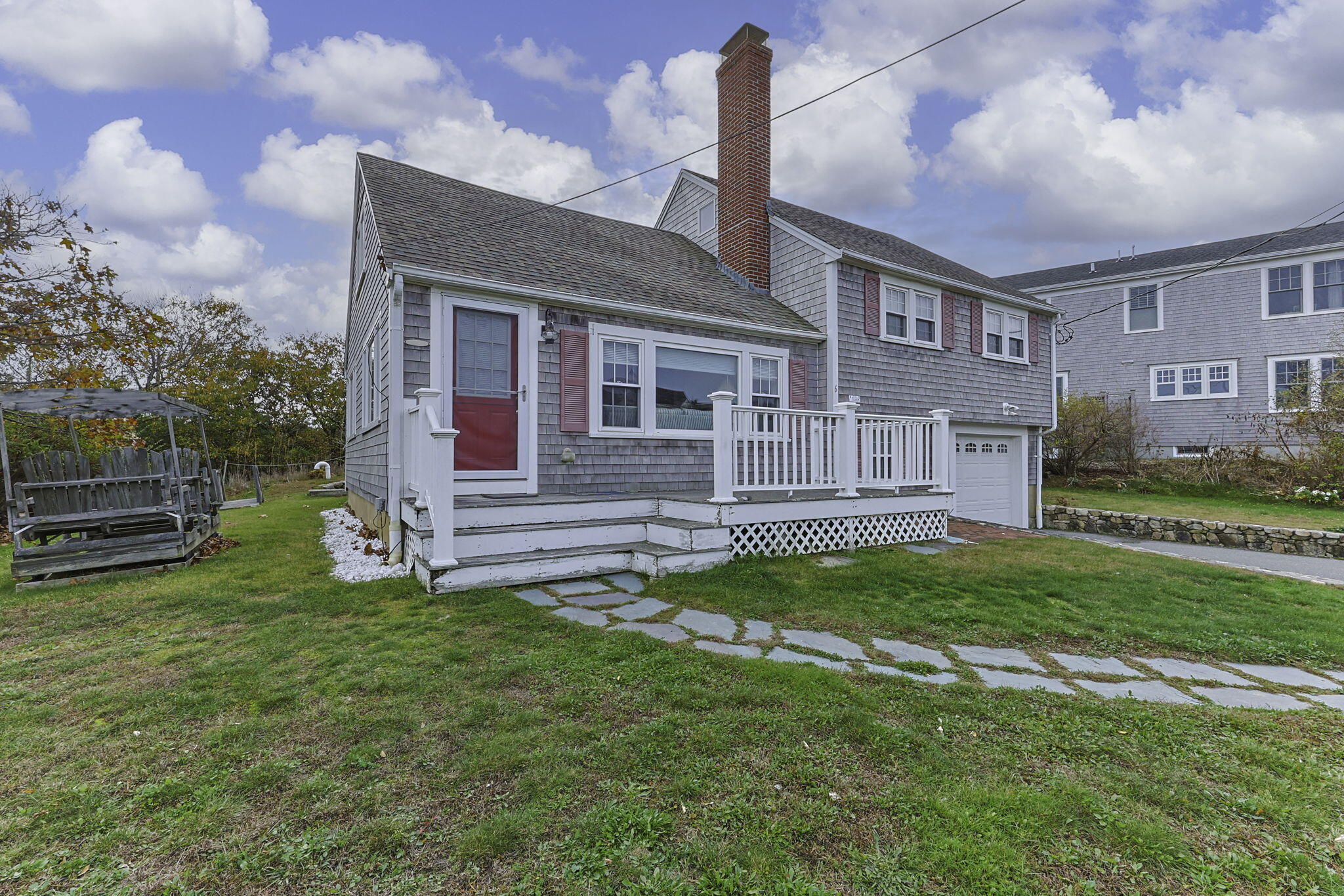6 Beachway West