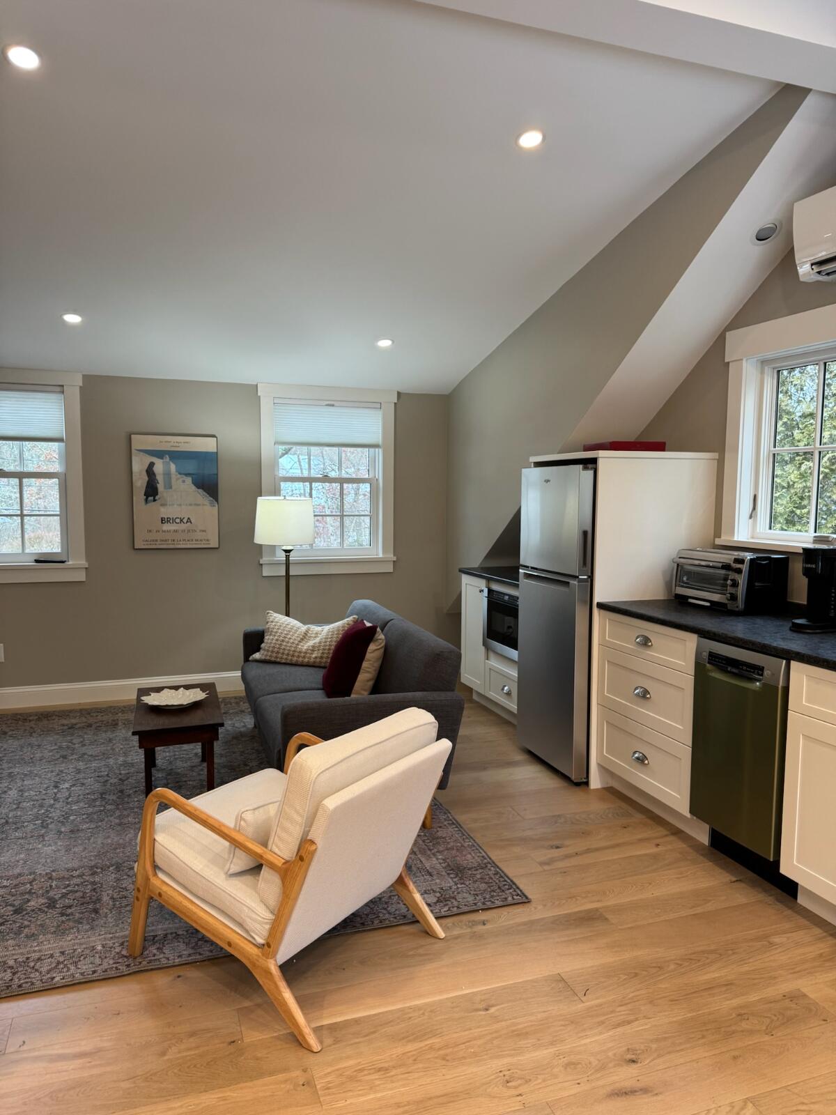 124 Ambleside Drive
