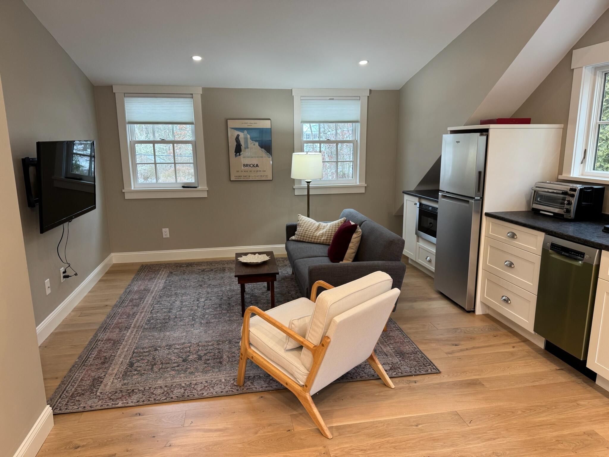 124 Ambleside Drive