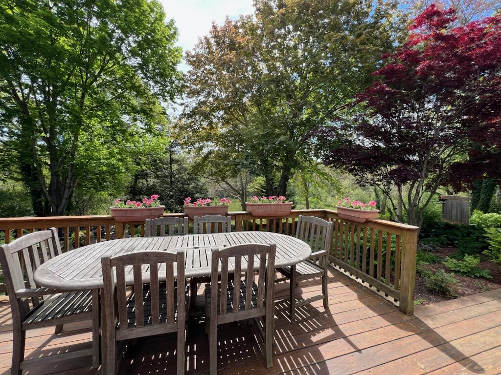 114 Stoney Cliff Road
