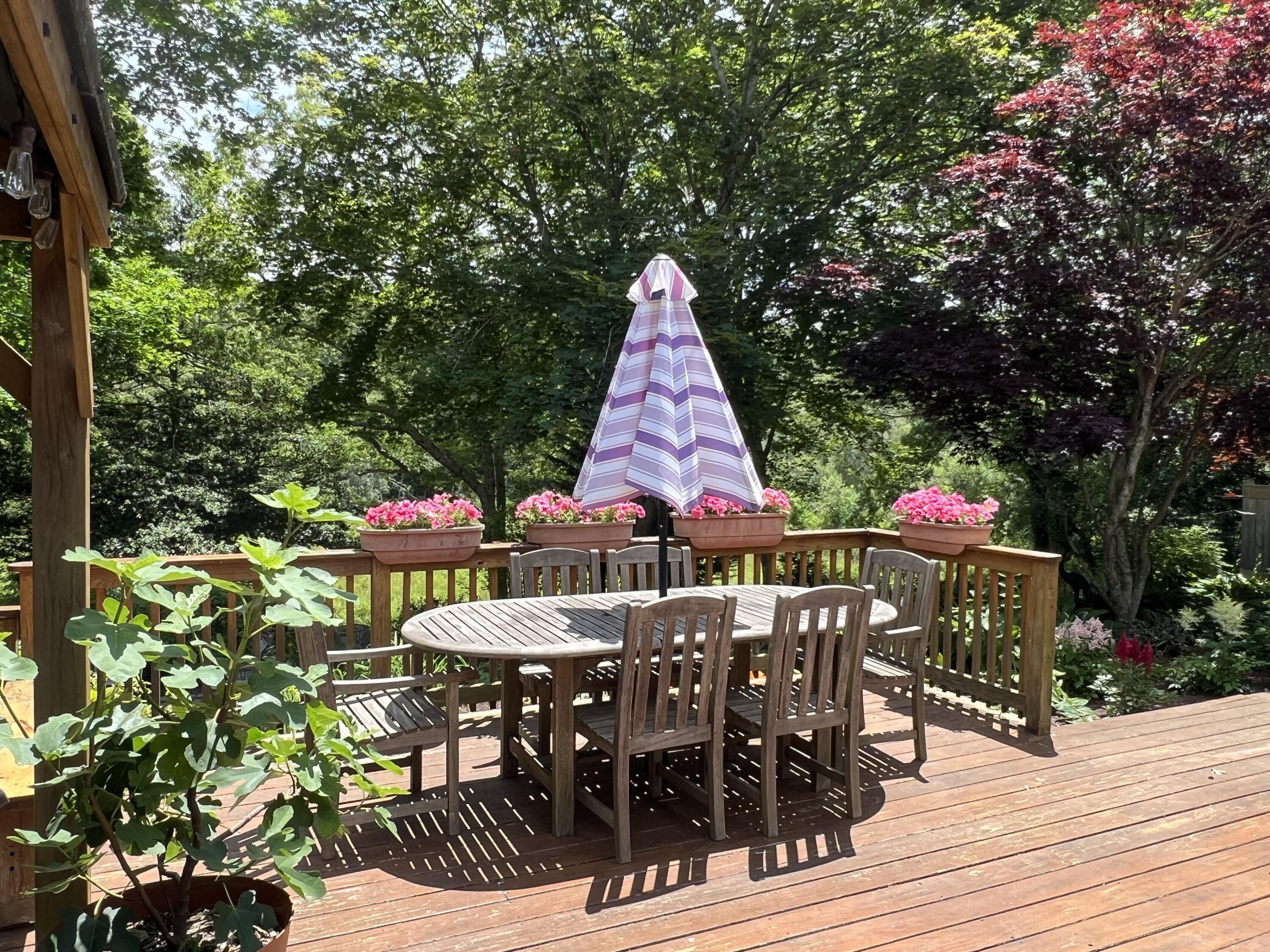 114 Stoney Cliff Road