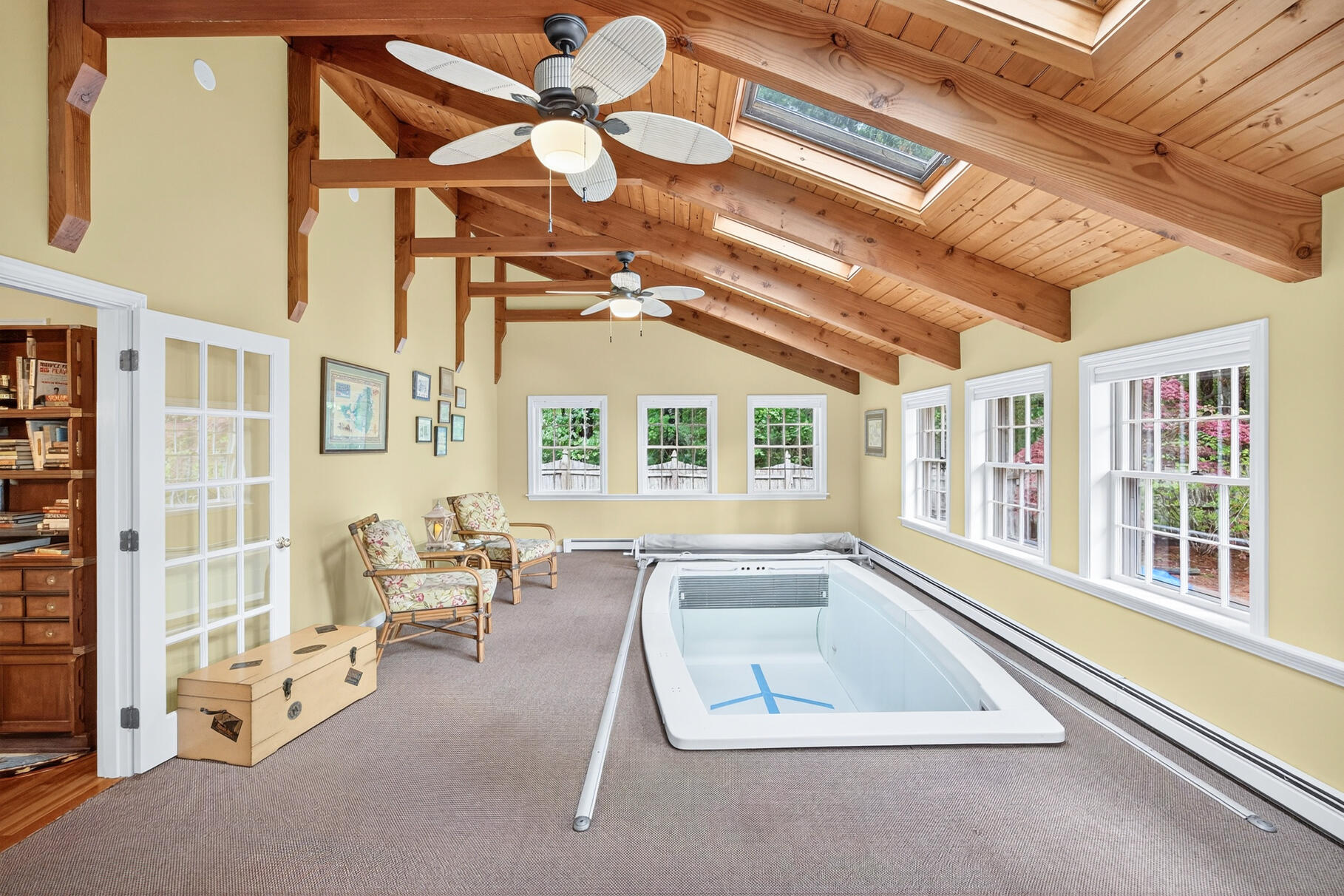 70 North Road, Pocasset