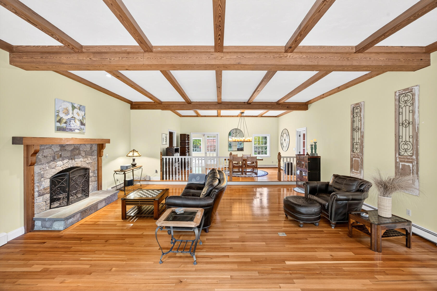 70 North Road, Pocasset