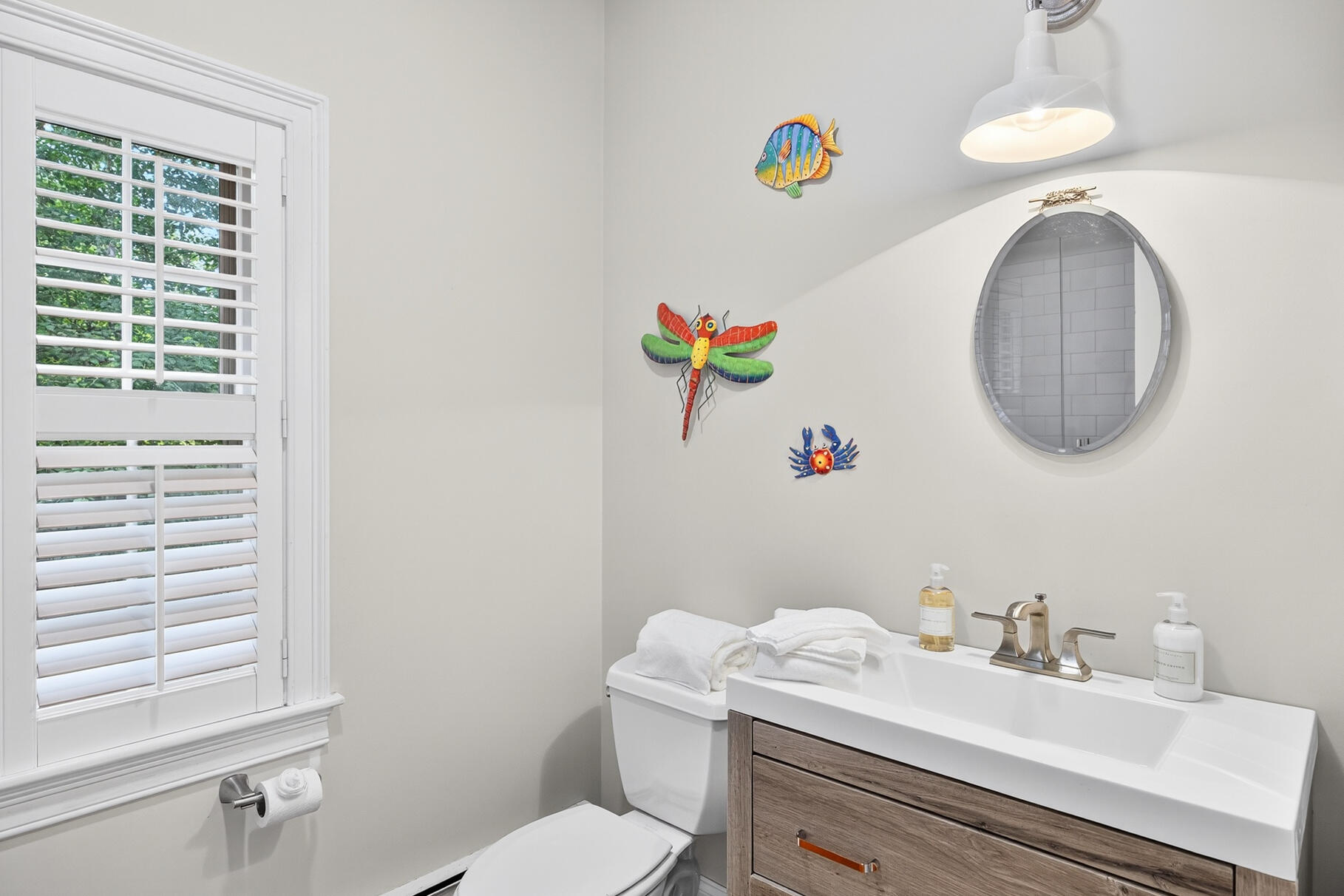 70 North Road, Pocasset