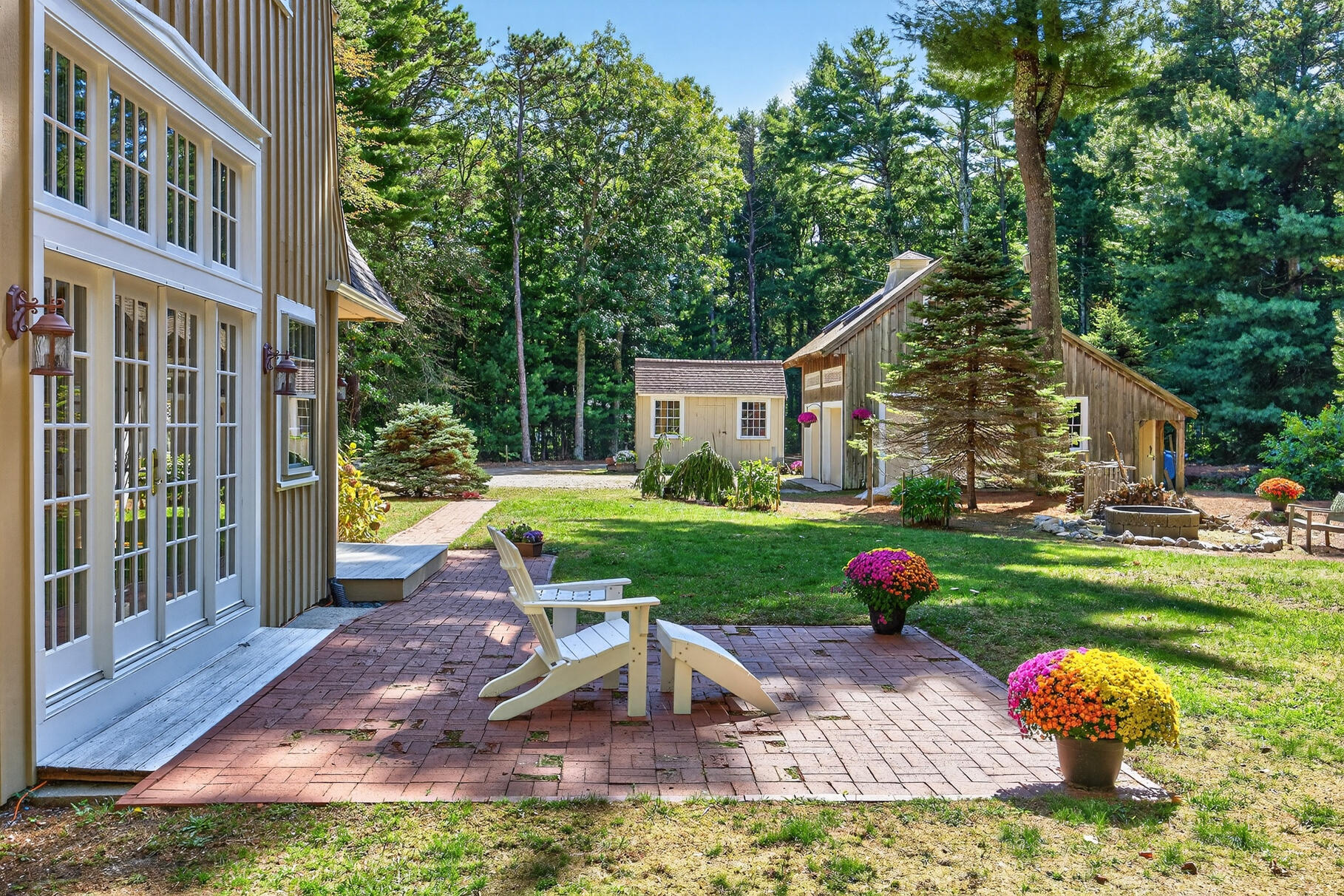 70 North Road, Pocasset