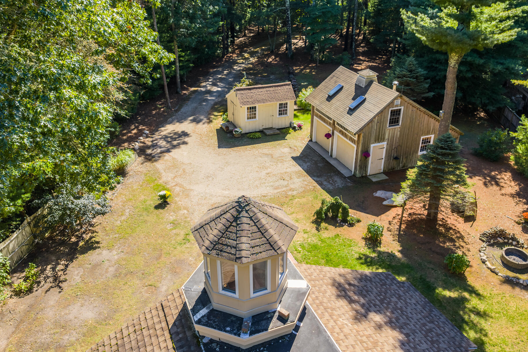 70 North Road, Pocasset