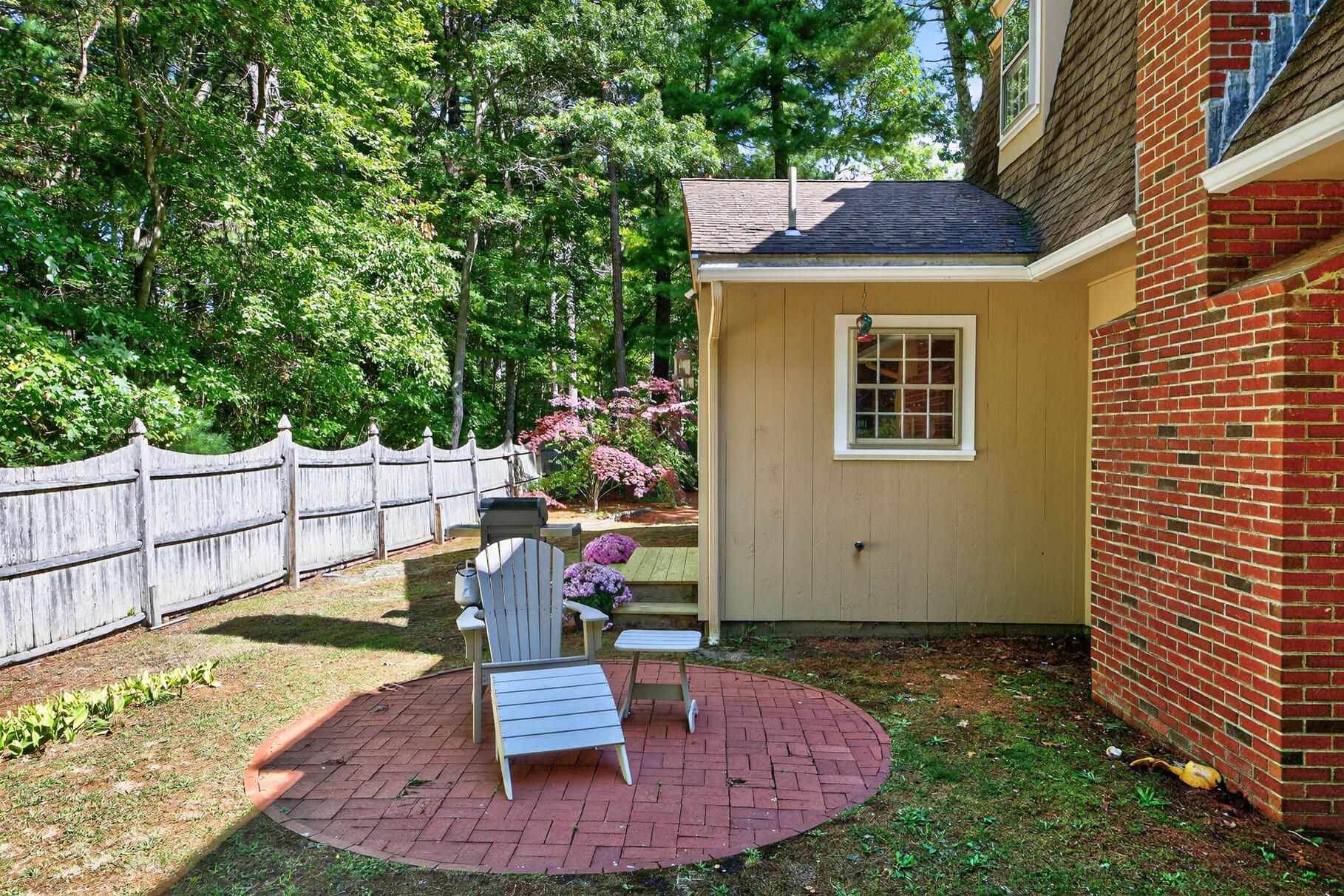 70 North Road, Pocasset