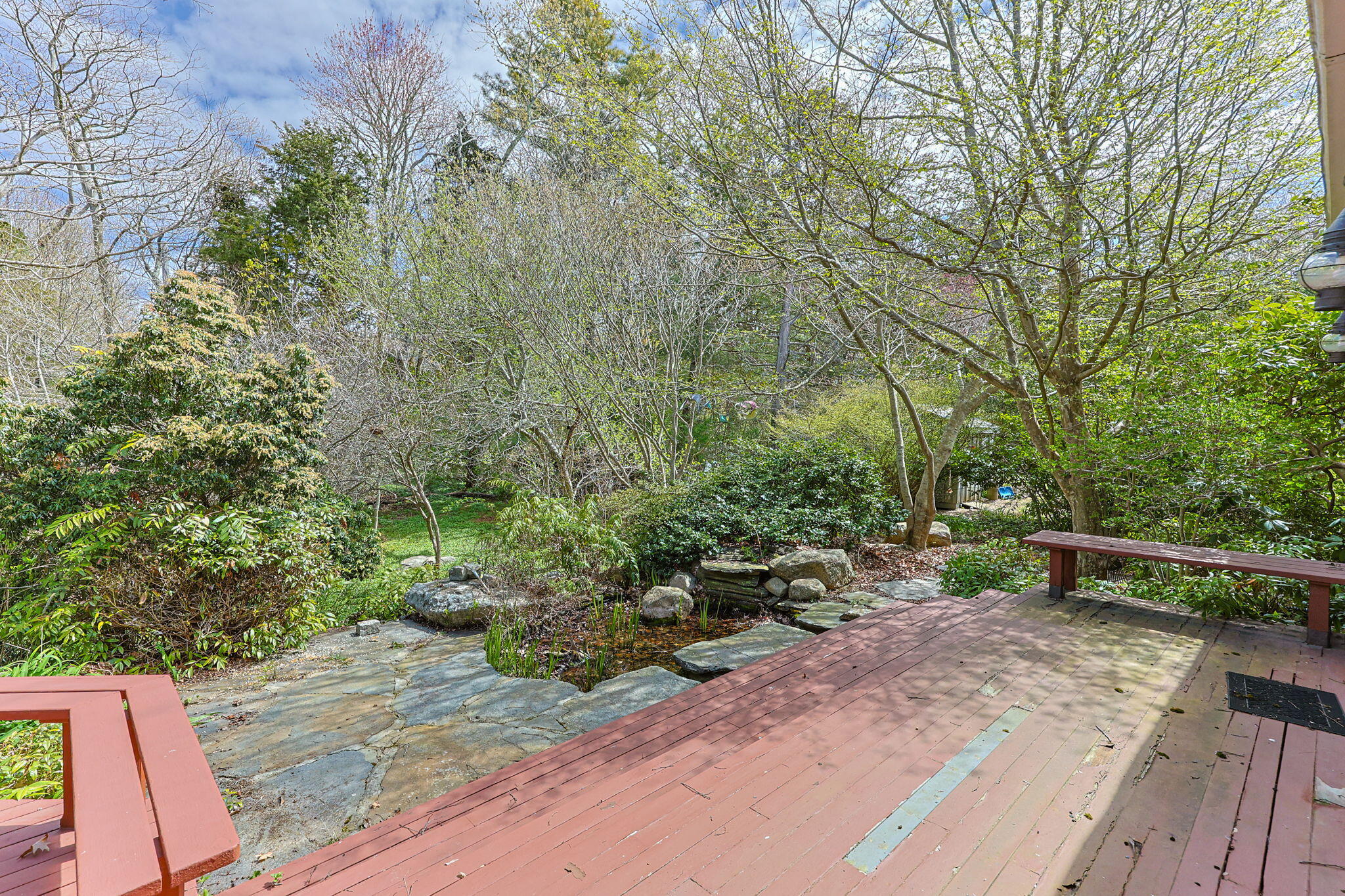90 Comanche Drive