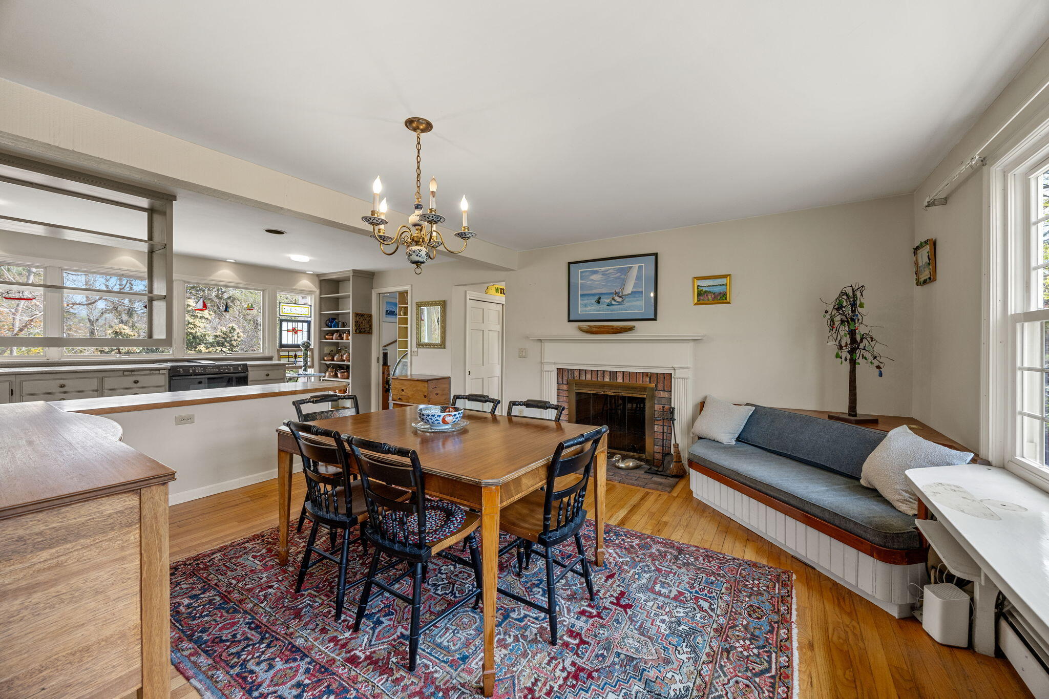 90 Comanche Drive