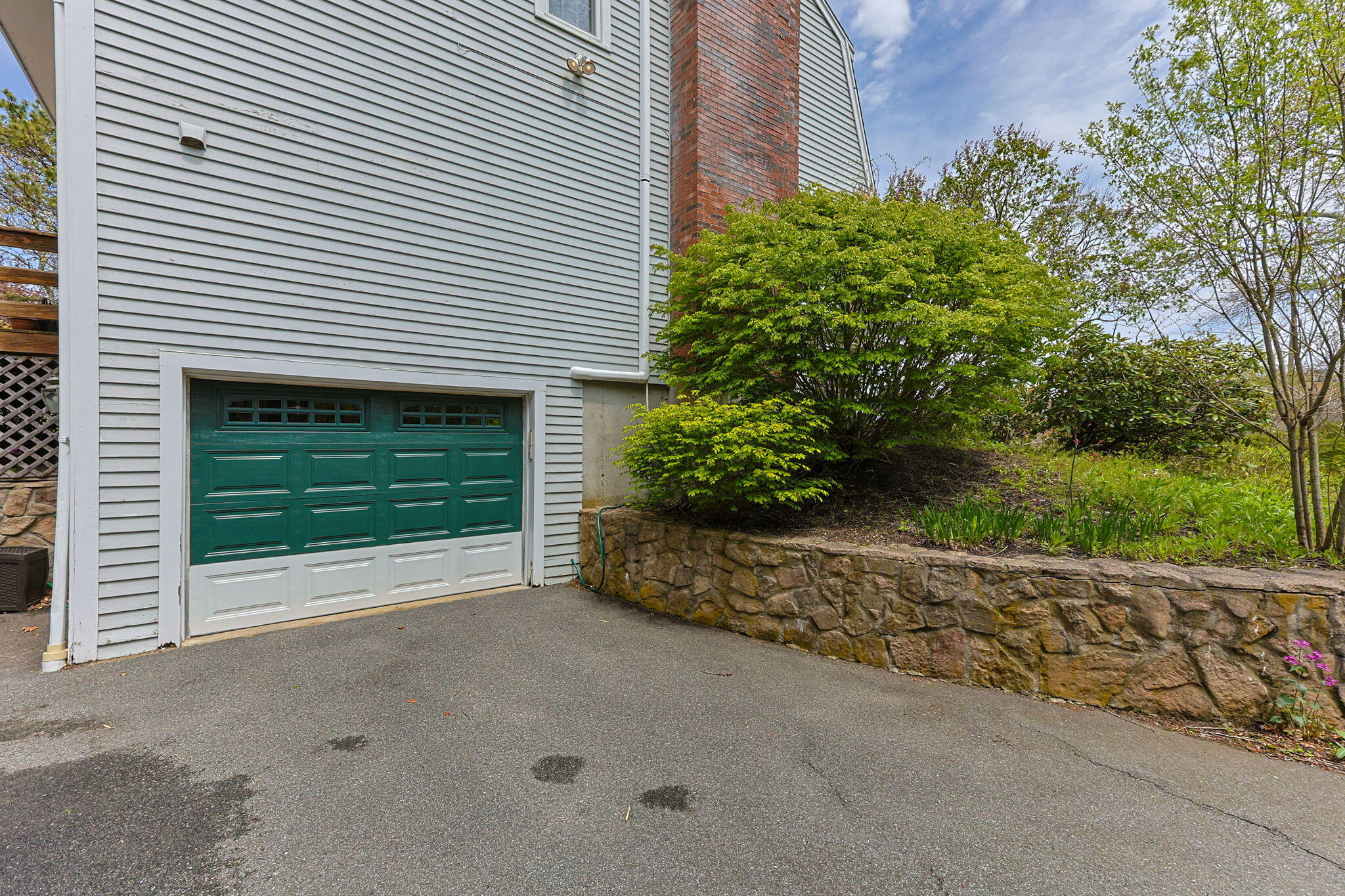 1120 Shore Road