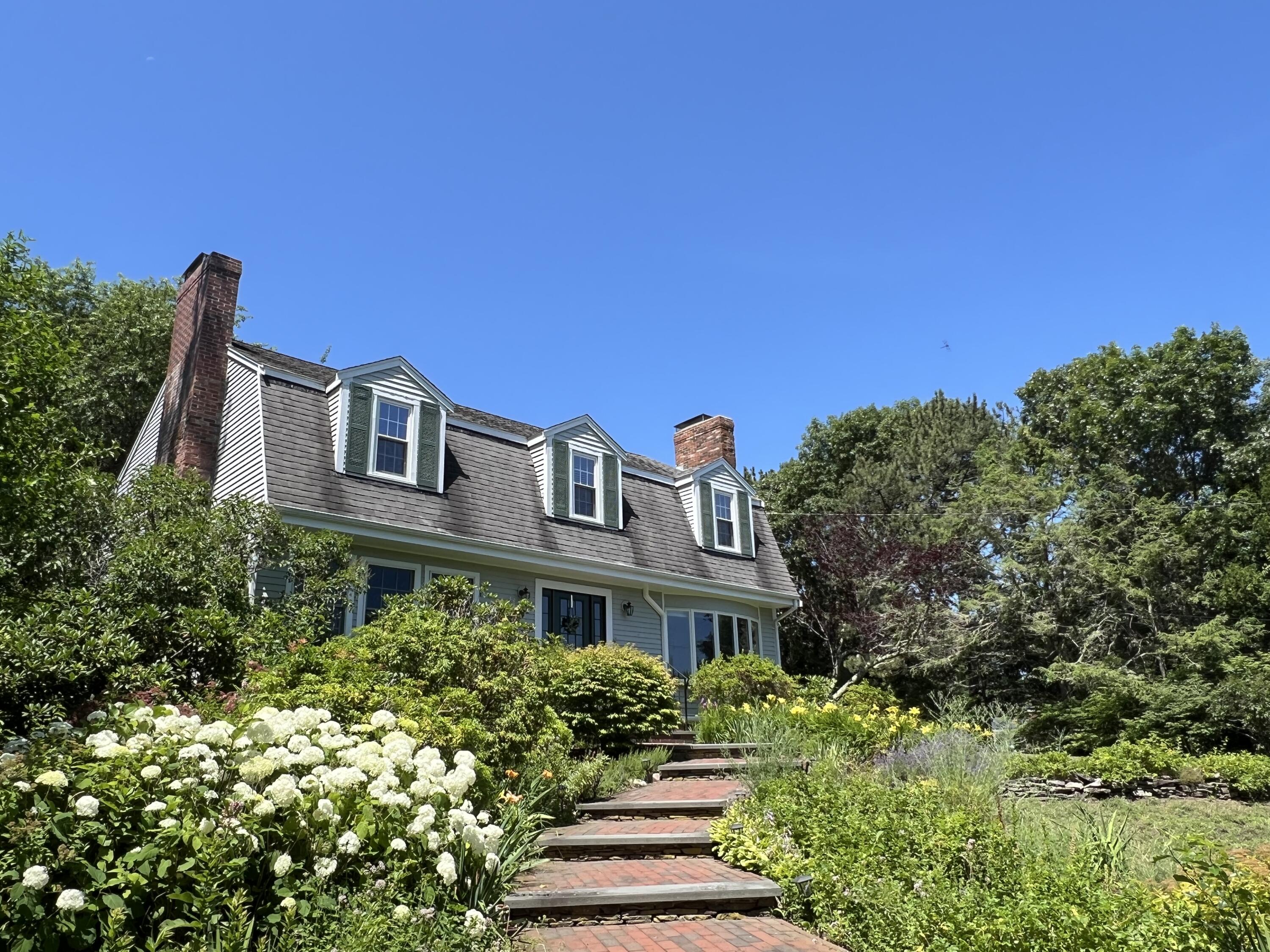 1120 Shore Road
