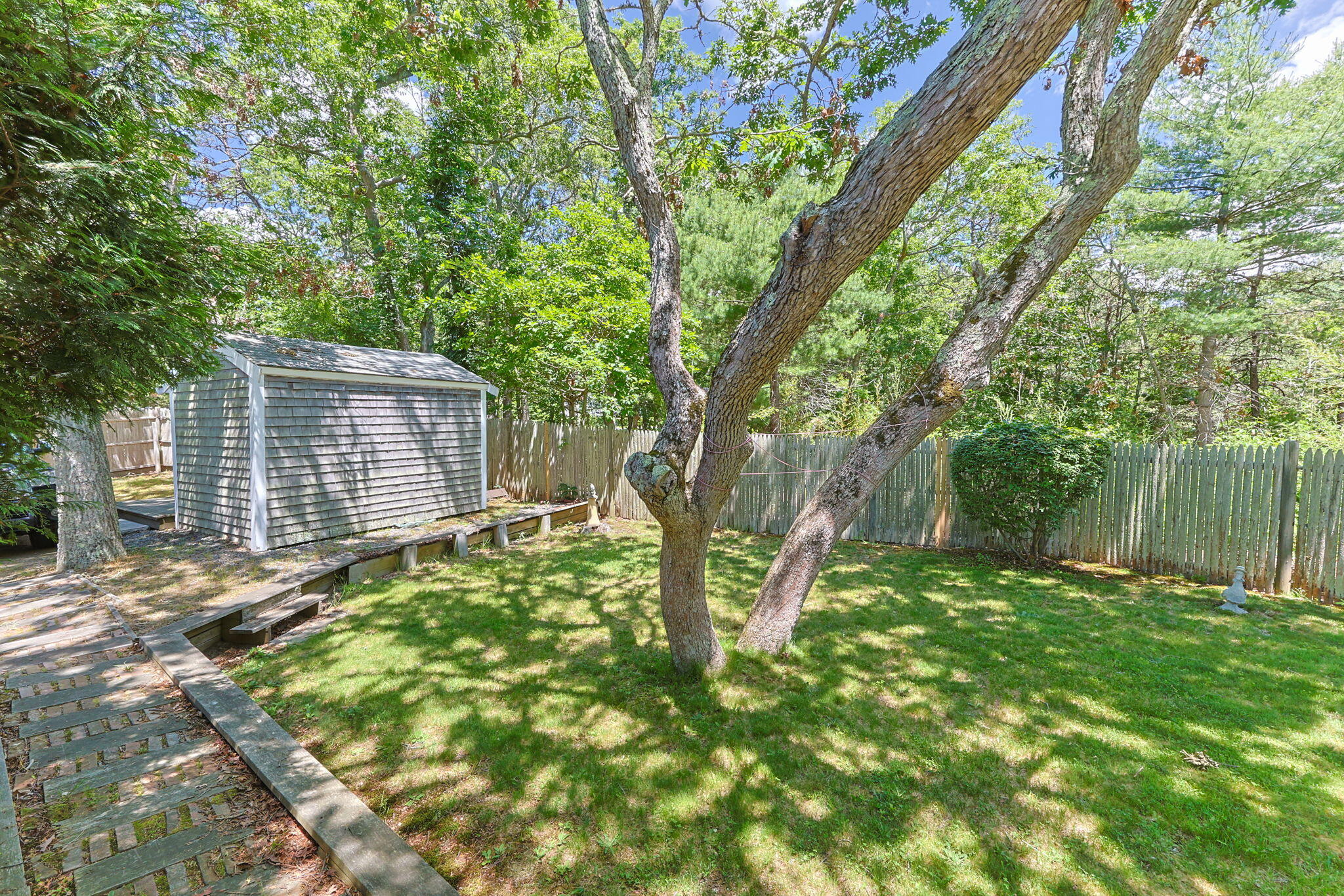 166 James Circle