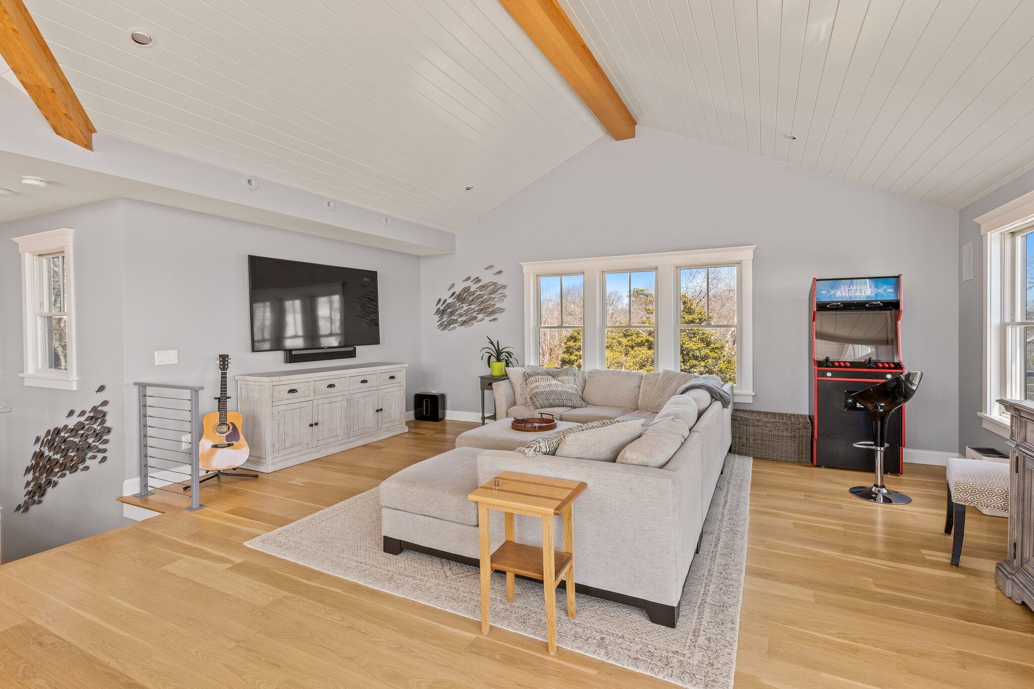 87 Oyster Pond Road