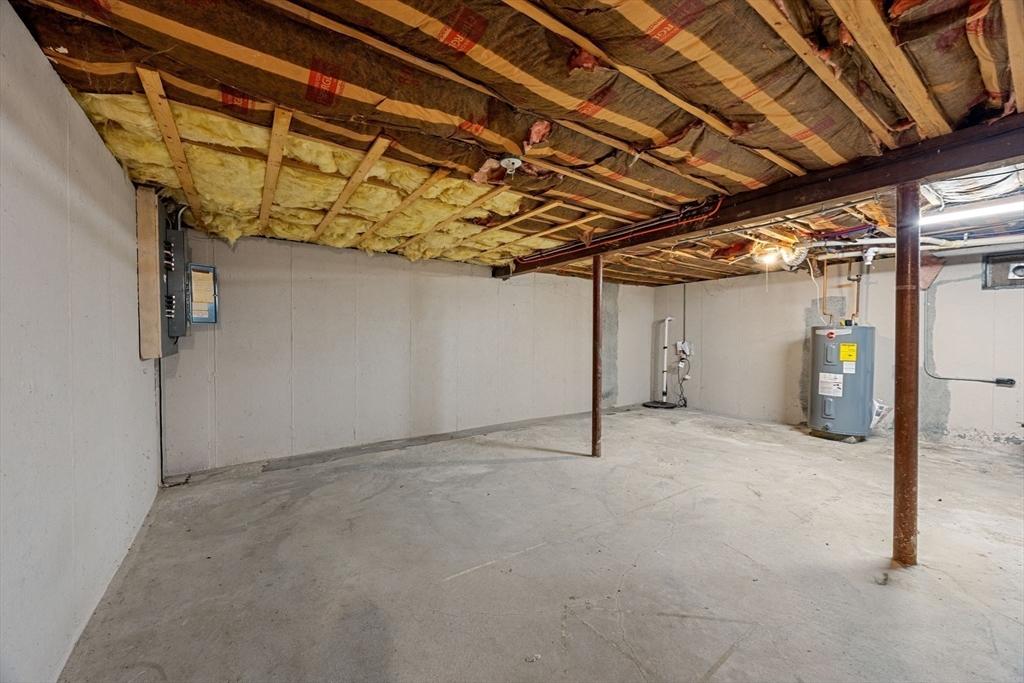 7 Horseshoe Cir