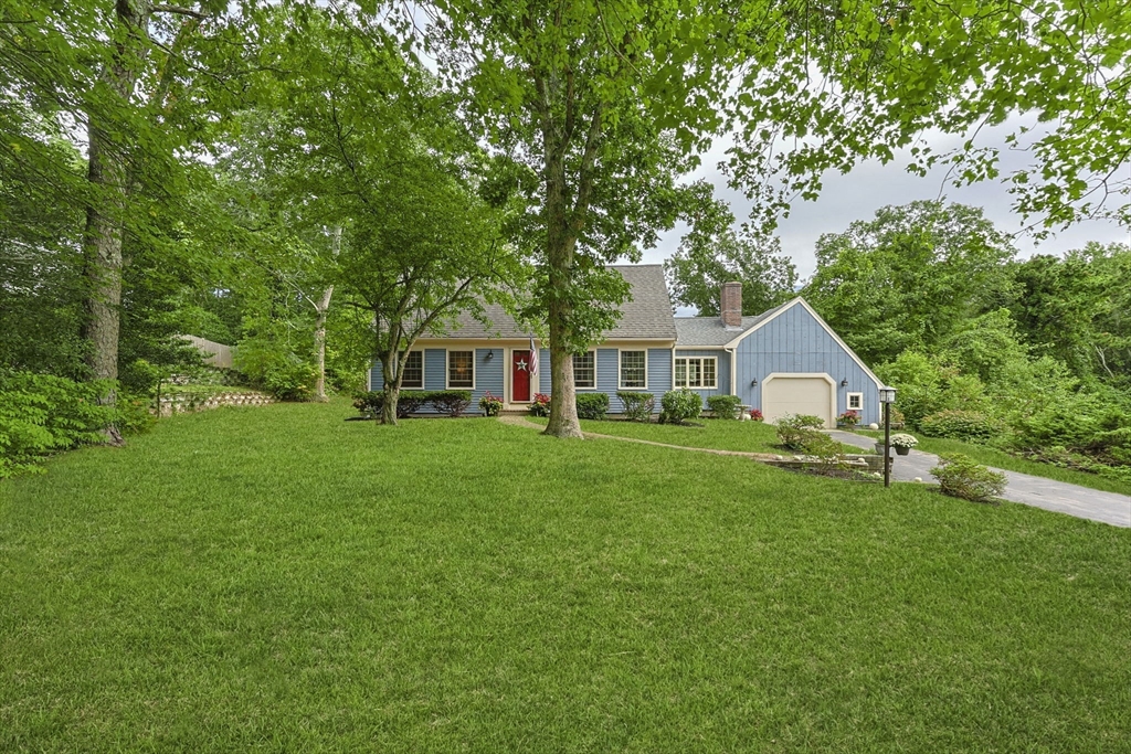 7 Horseshoe Cir