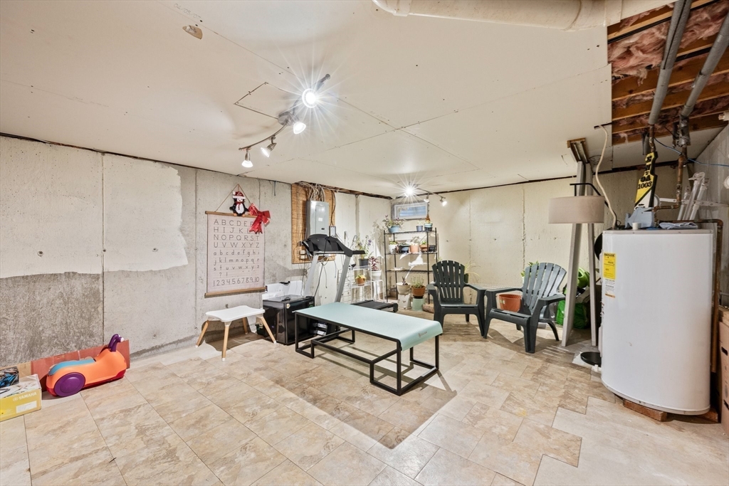 300 Falmouth Rd # 21E