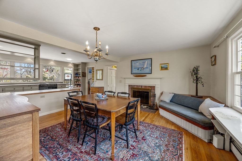 90 Comanche Dr