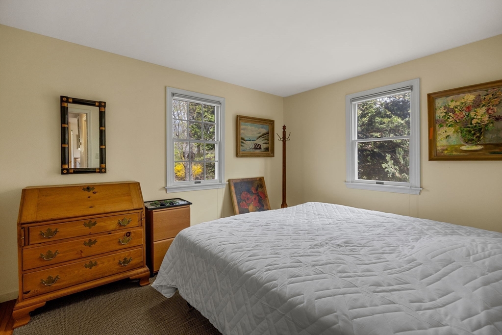 90 Comanche Dr