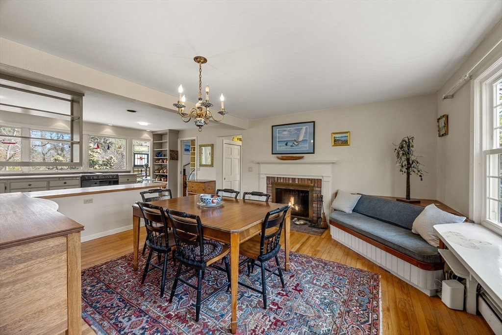 90 Comanche Dr