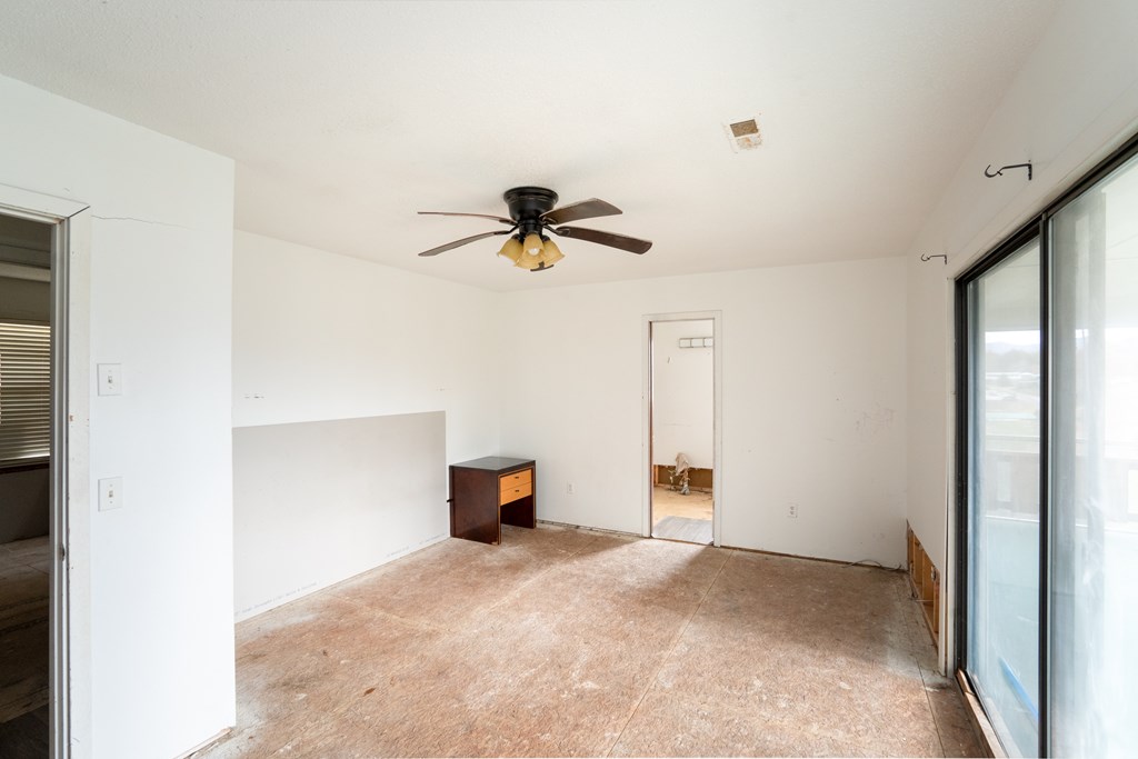 37 Grandview Dr