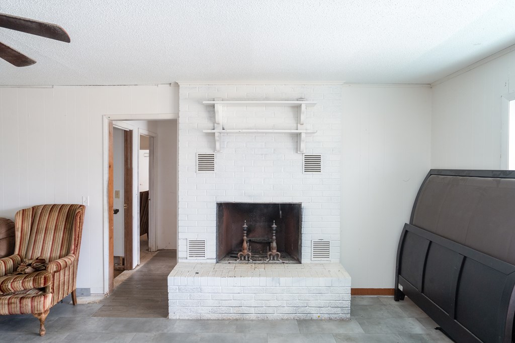 37 Grandview Dr