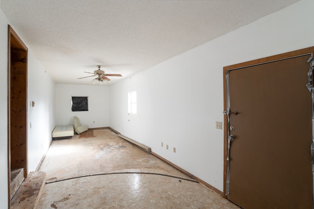 37 Grandview Dr
